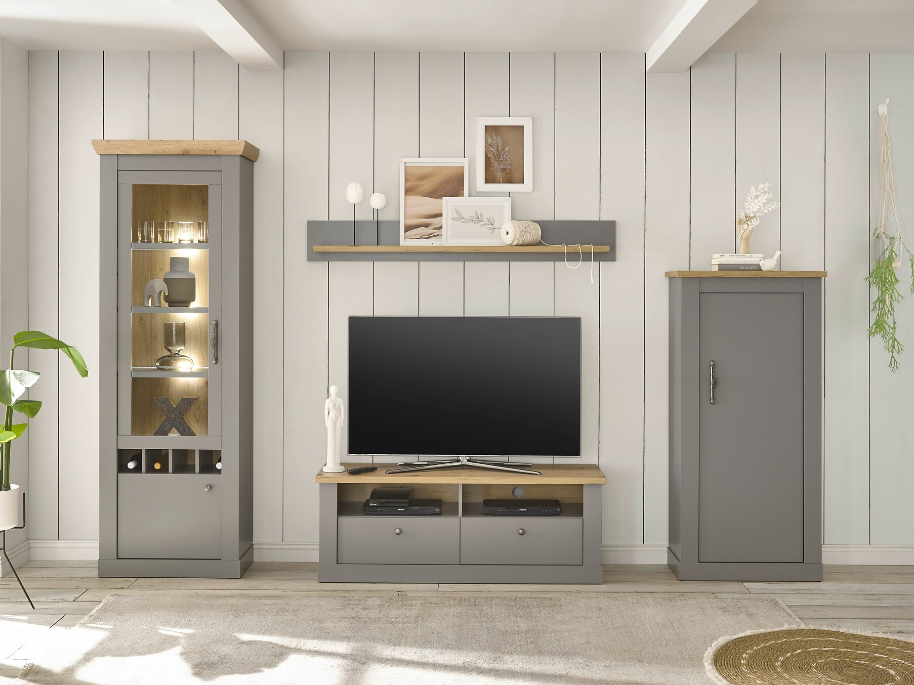 Ormarić Sorteso 102