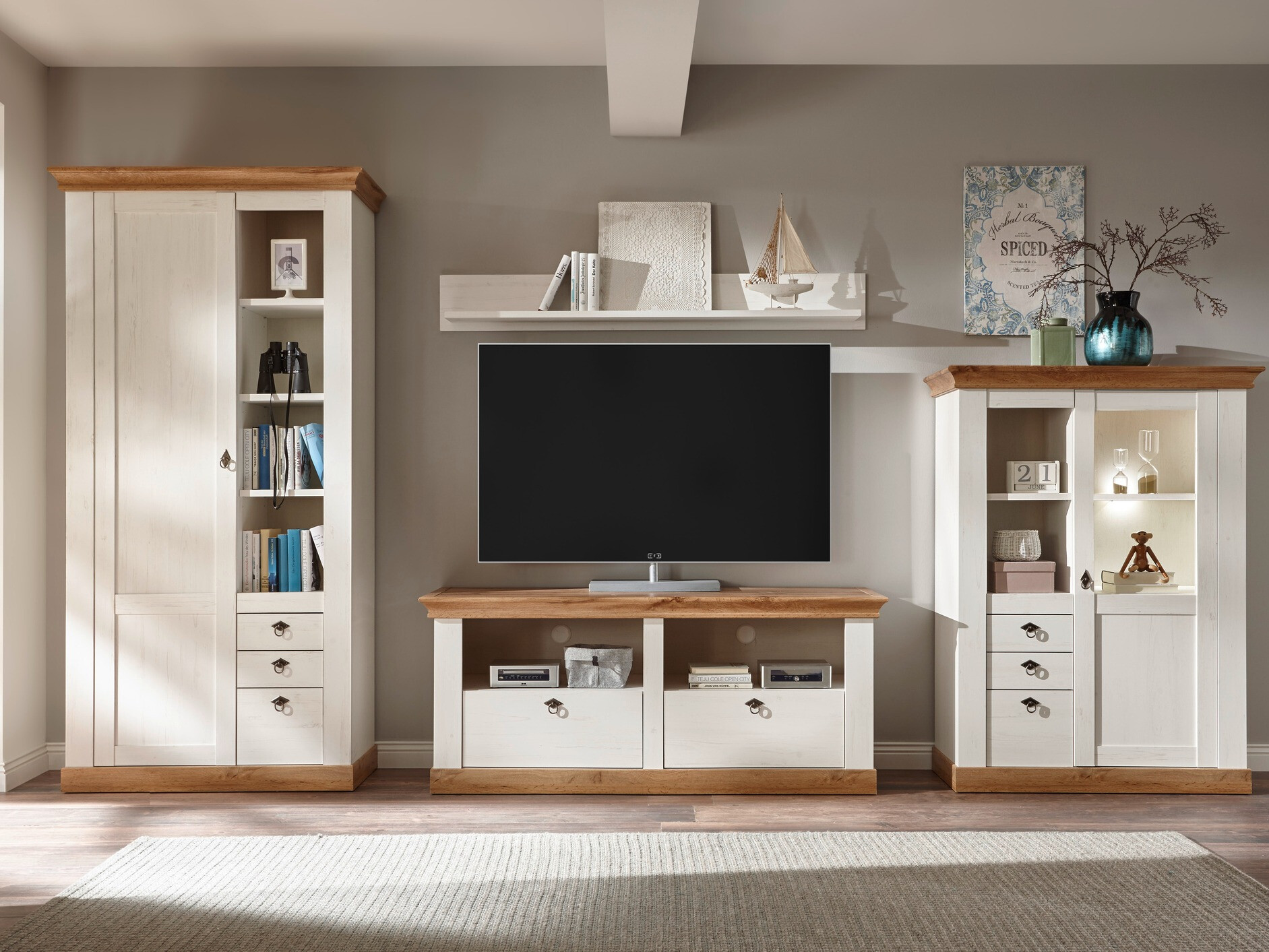 Kutna komoda Vomave 111