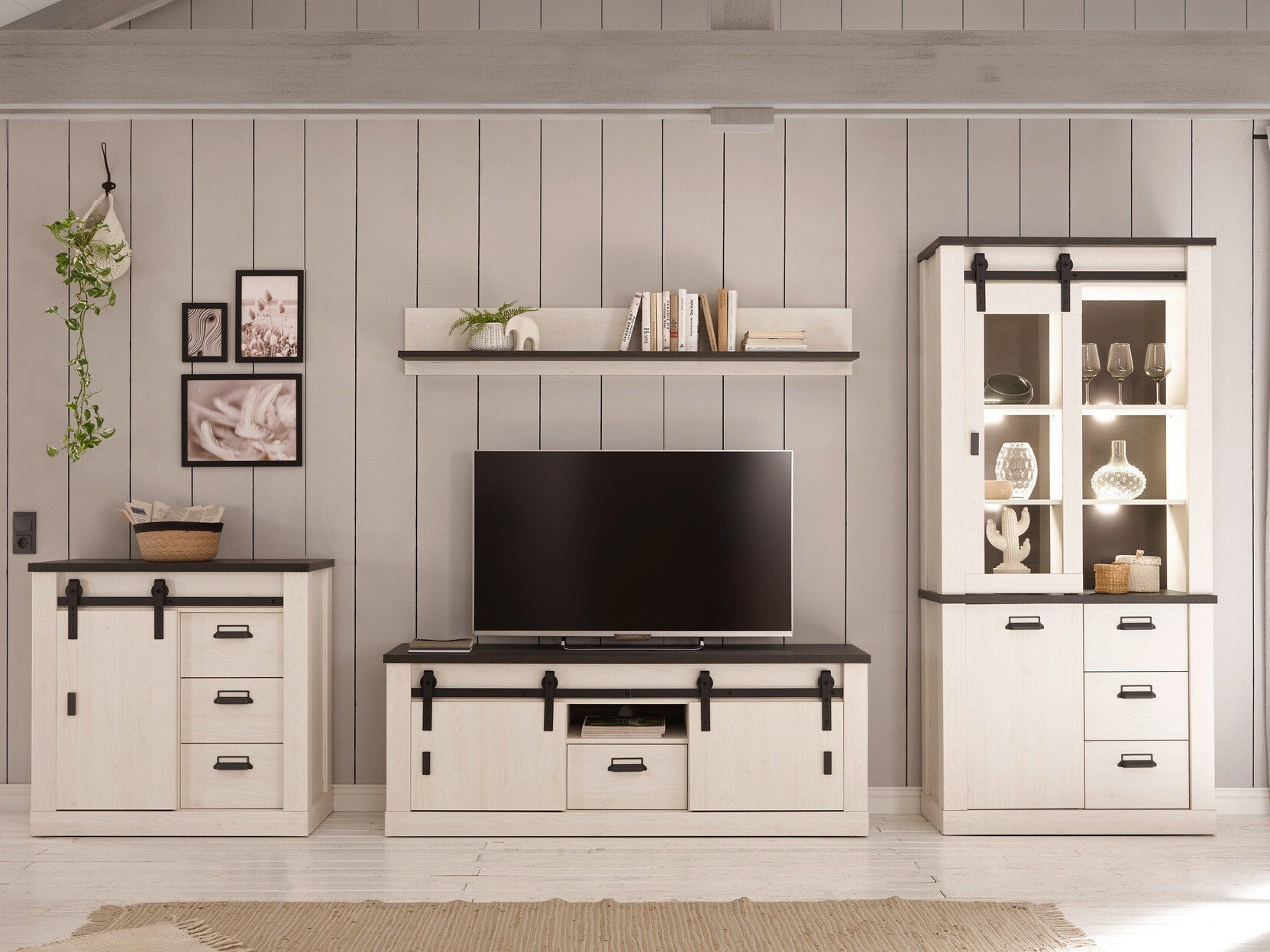 Komoda Cirtale 117 (Antracit + Izbijeljeni bor)