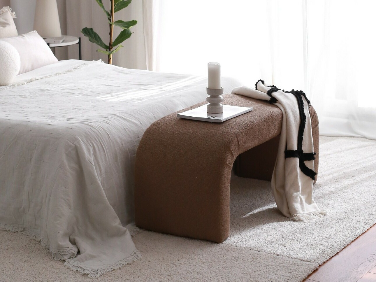 Tapecirana klupa Altadena 566 (Smeđa)