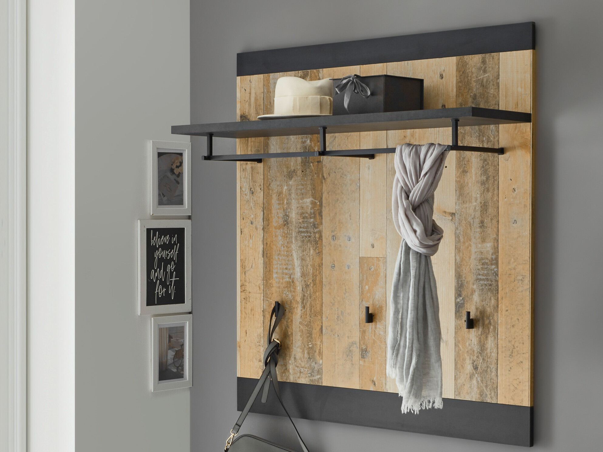 Vješalica Cirtale 126 (Antracit + Starinsko drvo)