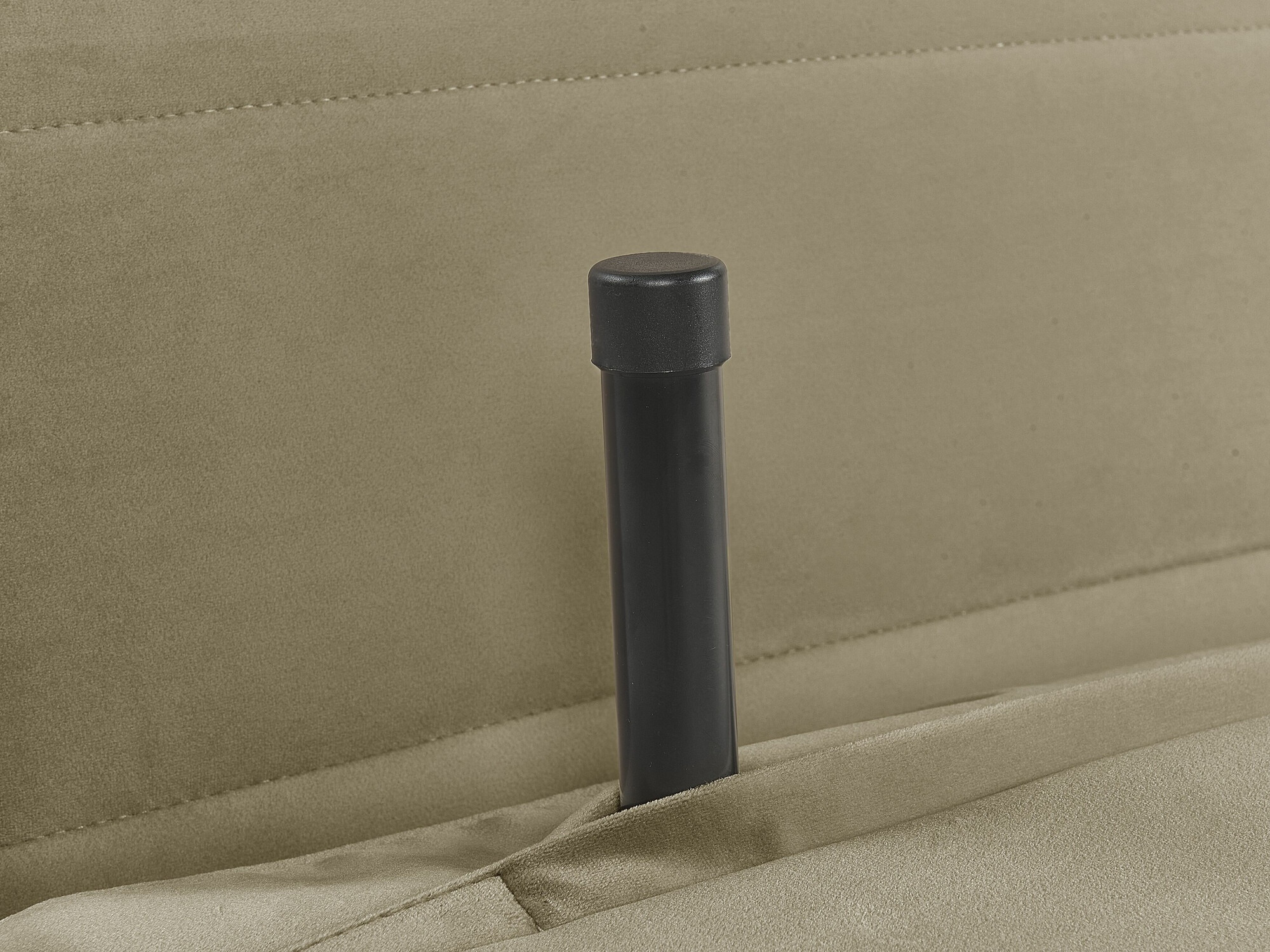 Fotelja Berwyn 114 (Zelena)