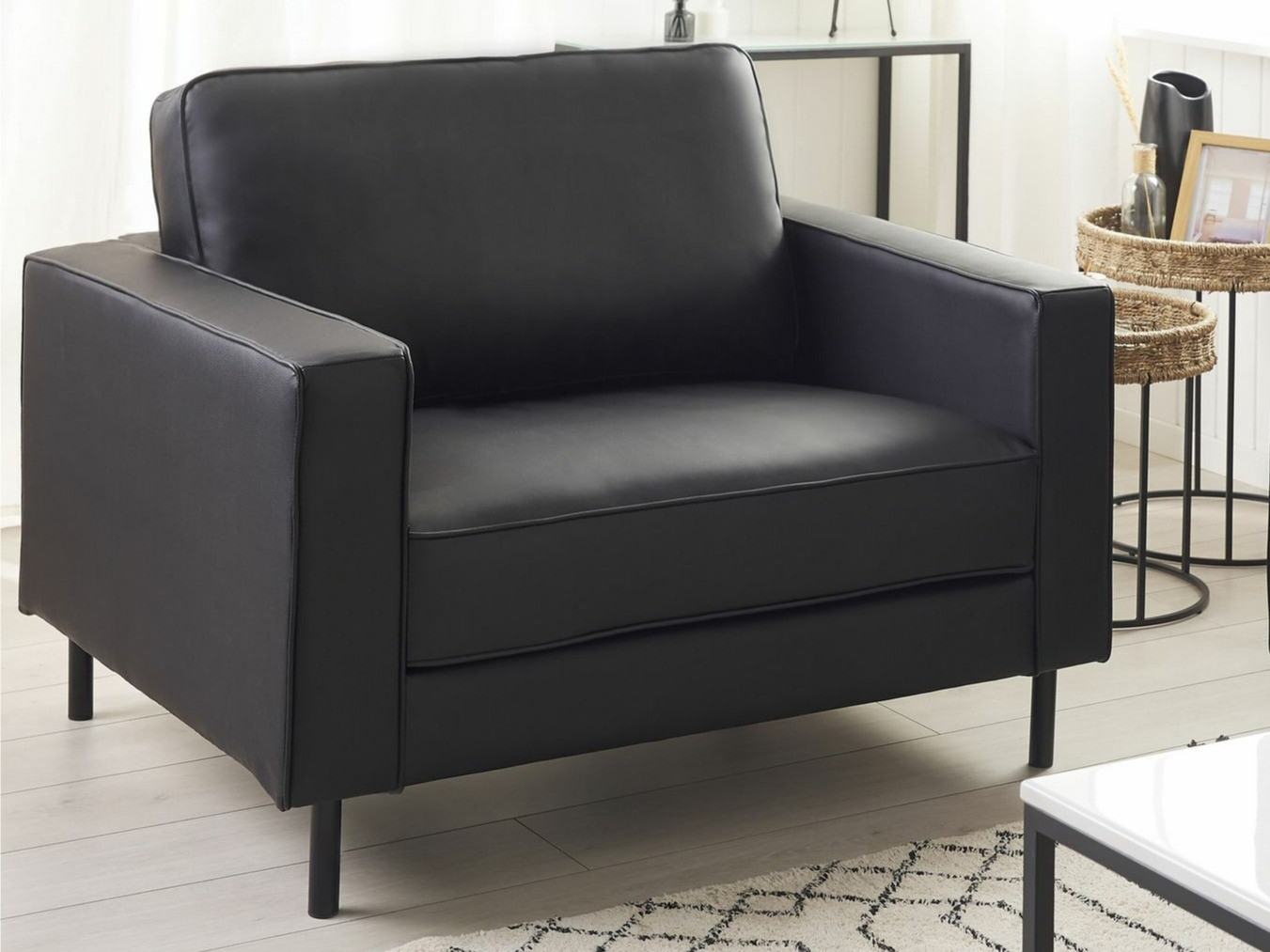 Fotelja Berwyn 766 (Crna)