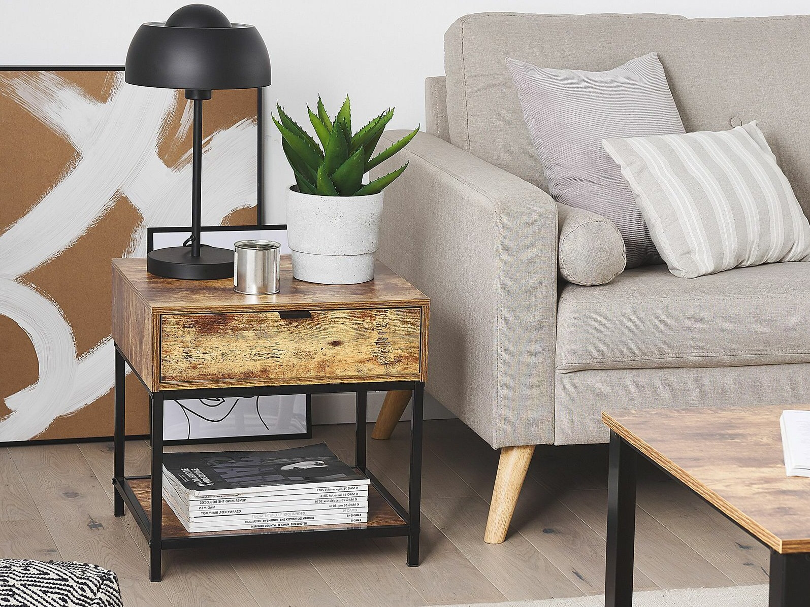 Pomoćni stolić Berwyn 761