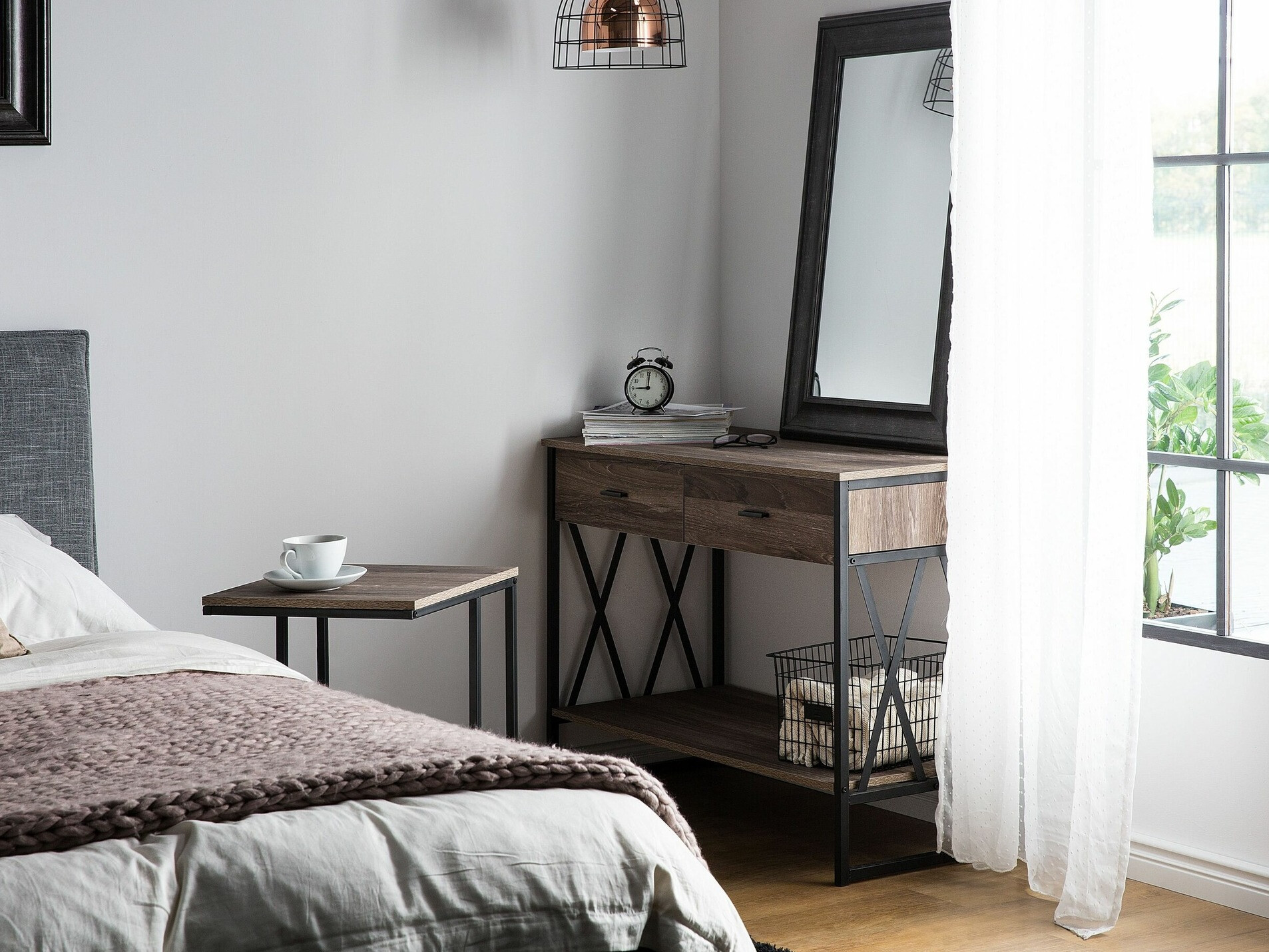 Konzolni stolić Berwyn 439 (Taupe)