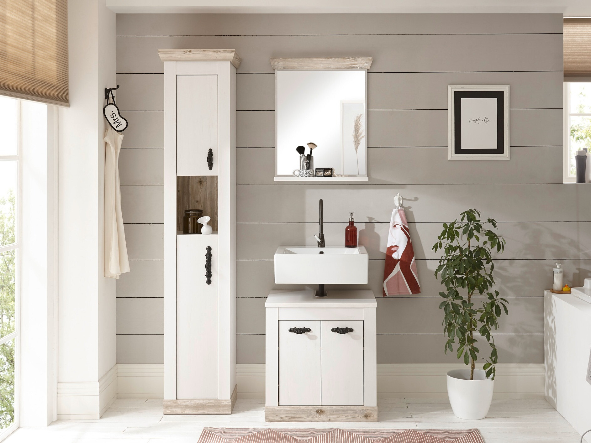 Kupaonski namještaj Daltori 148 (Nije dostupno)