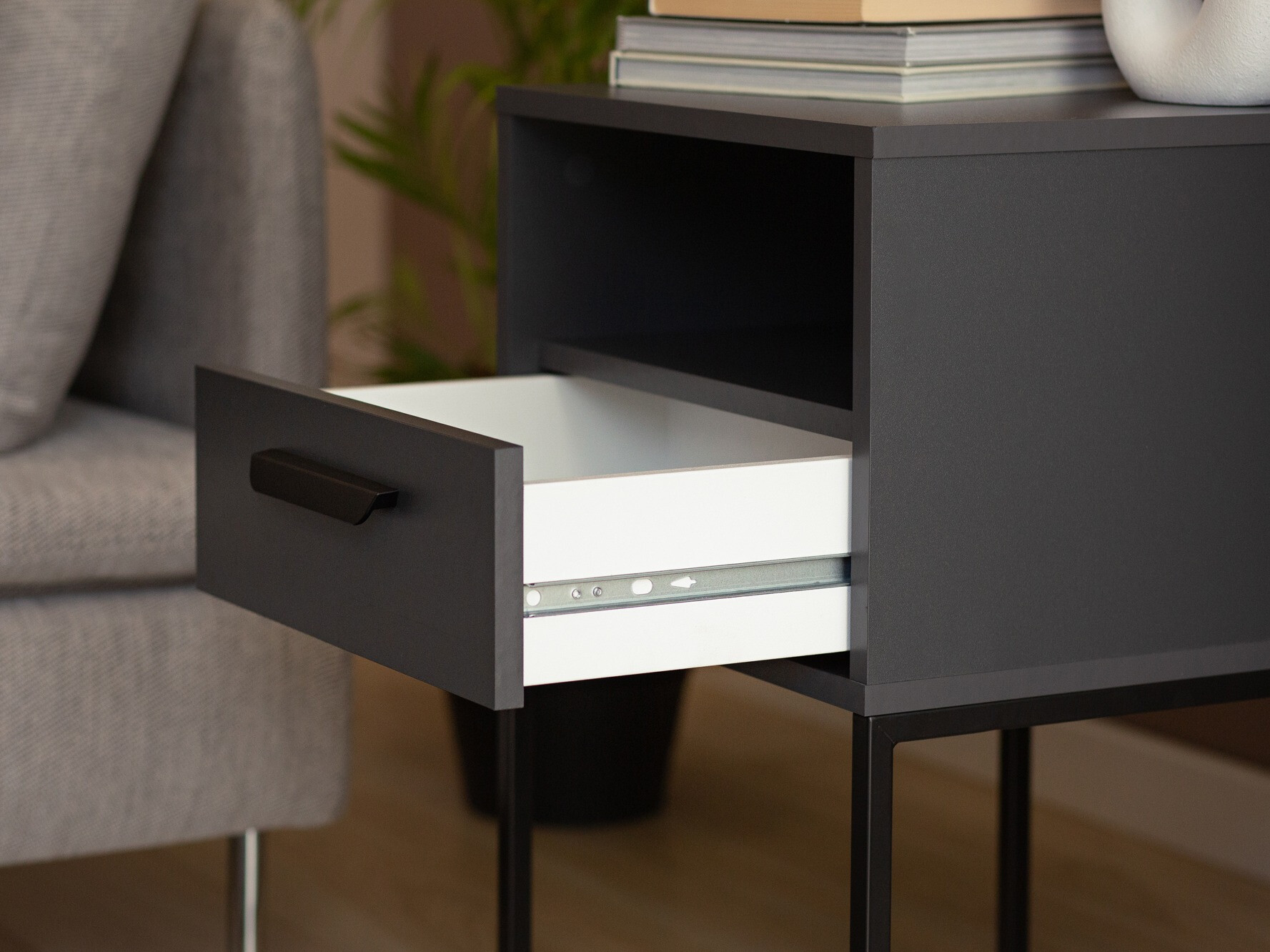 Noćni ormarić Bristol 193 (Antracit)