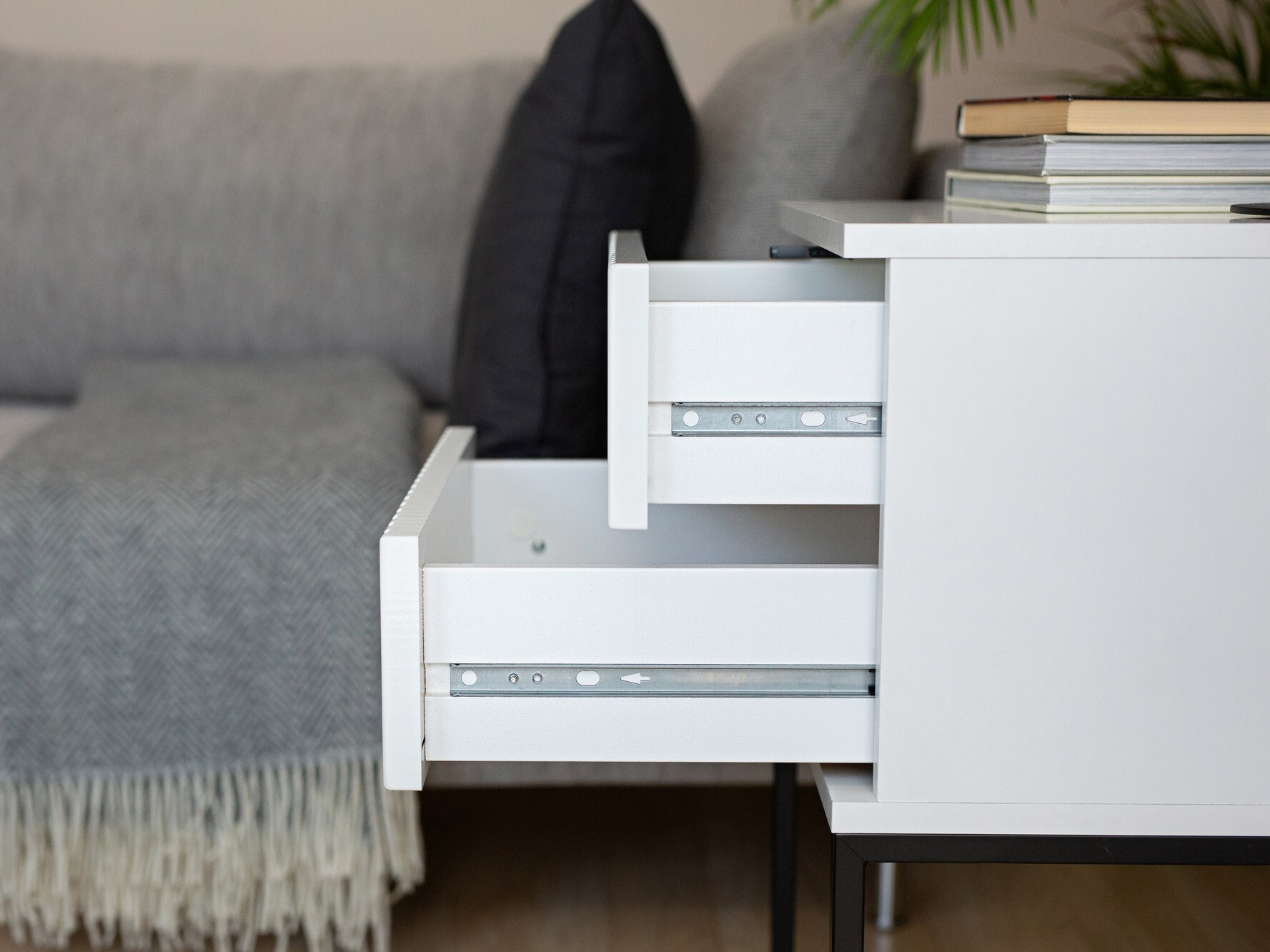 Noćni ormarić Bristol 195 (Bijela)