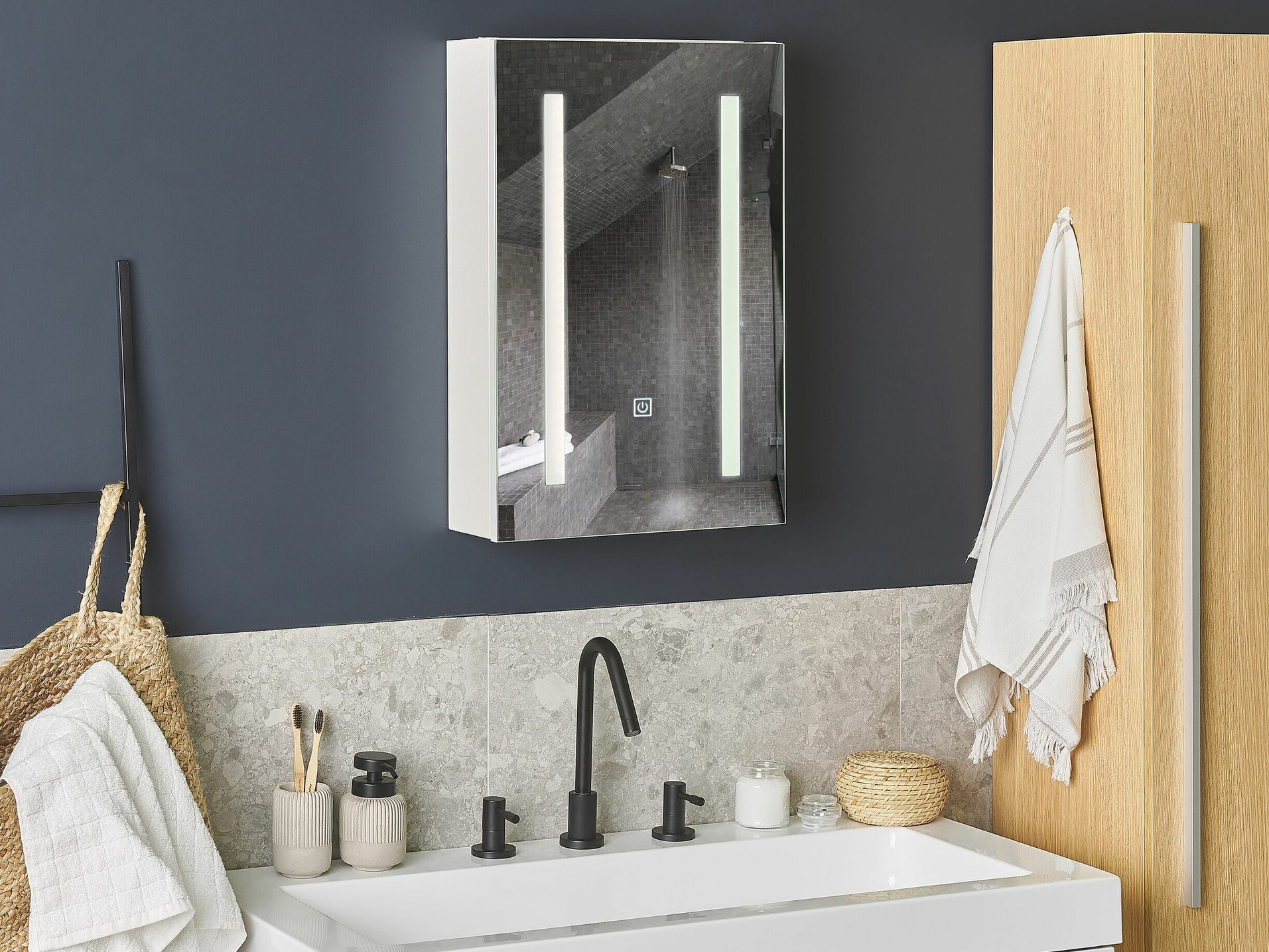 Kupaonski ormarić s ogledalom Berwyn 2152 (Bijela)