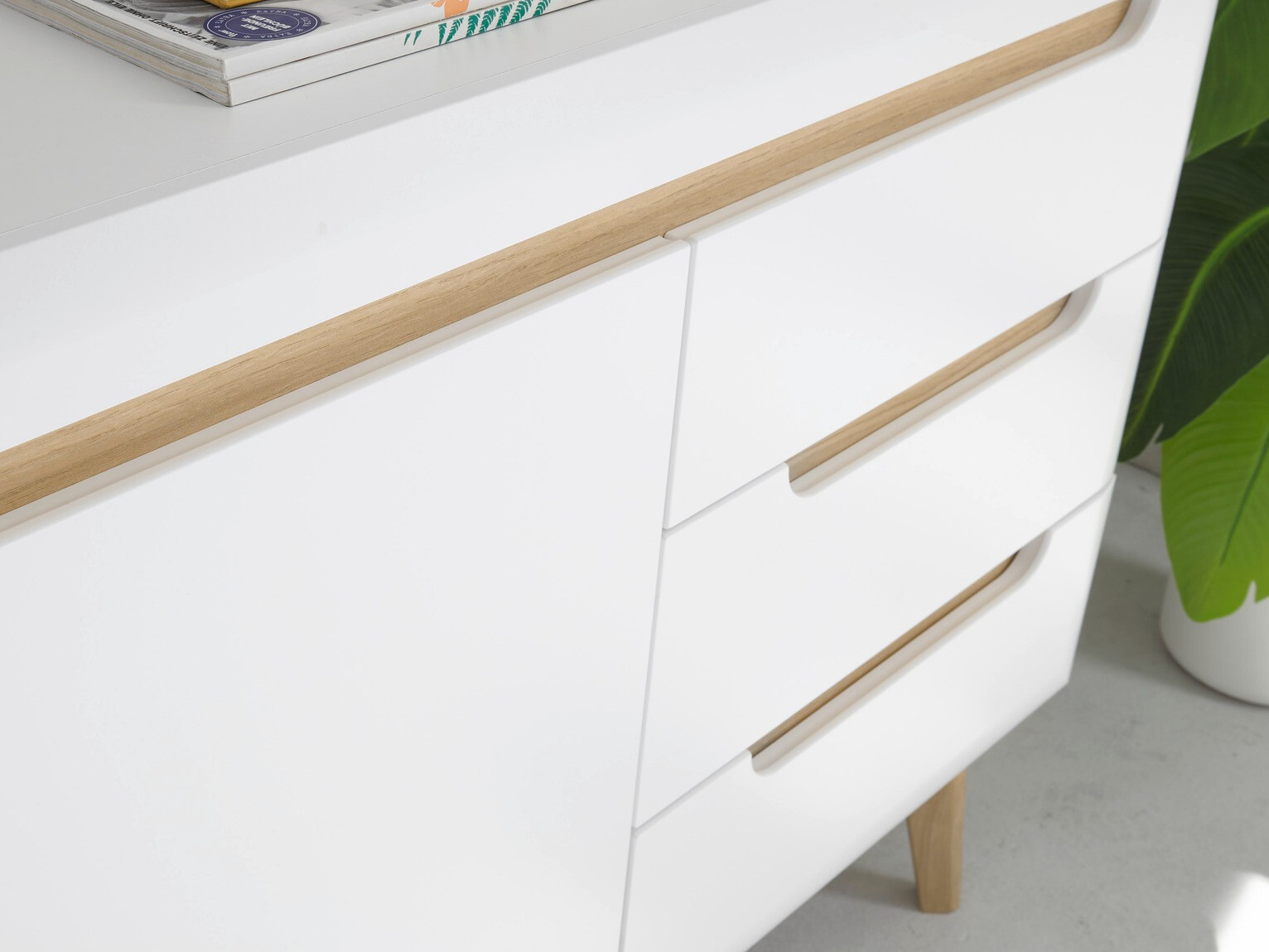 Komoda Vircava 104 (Bijela)