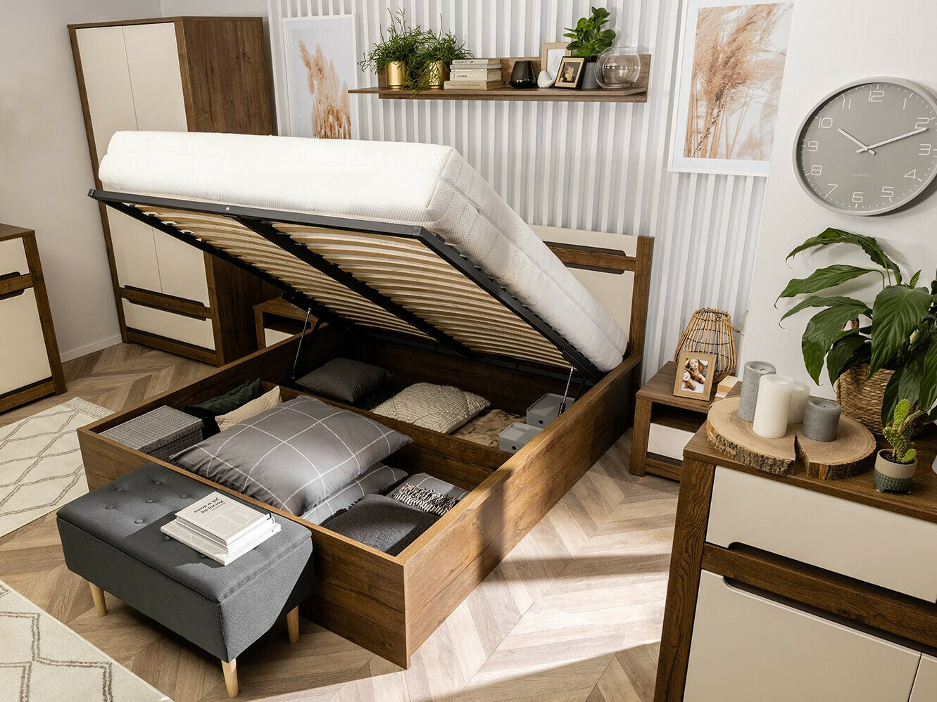 Set za spavaću sobu Ophevaru 118