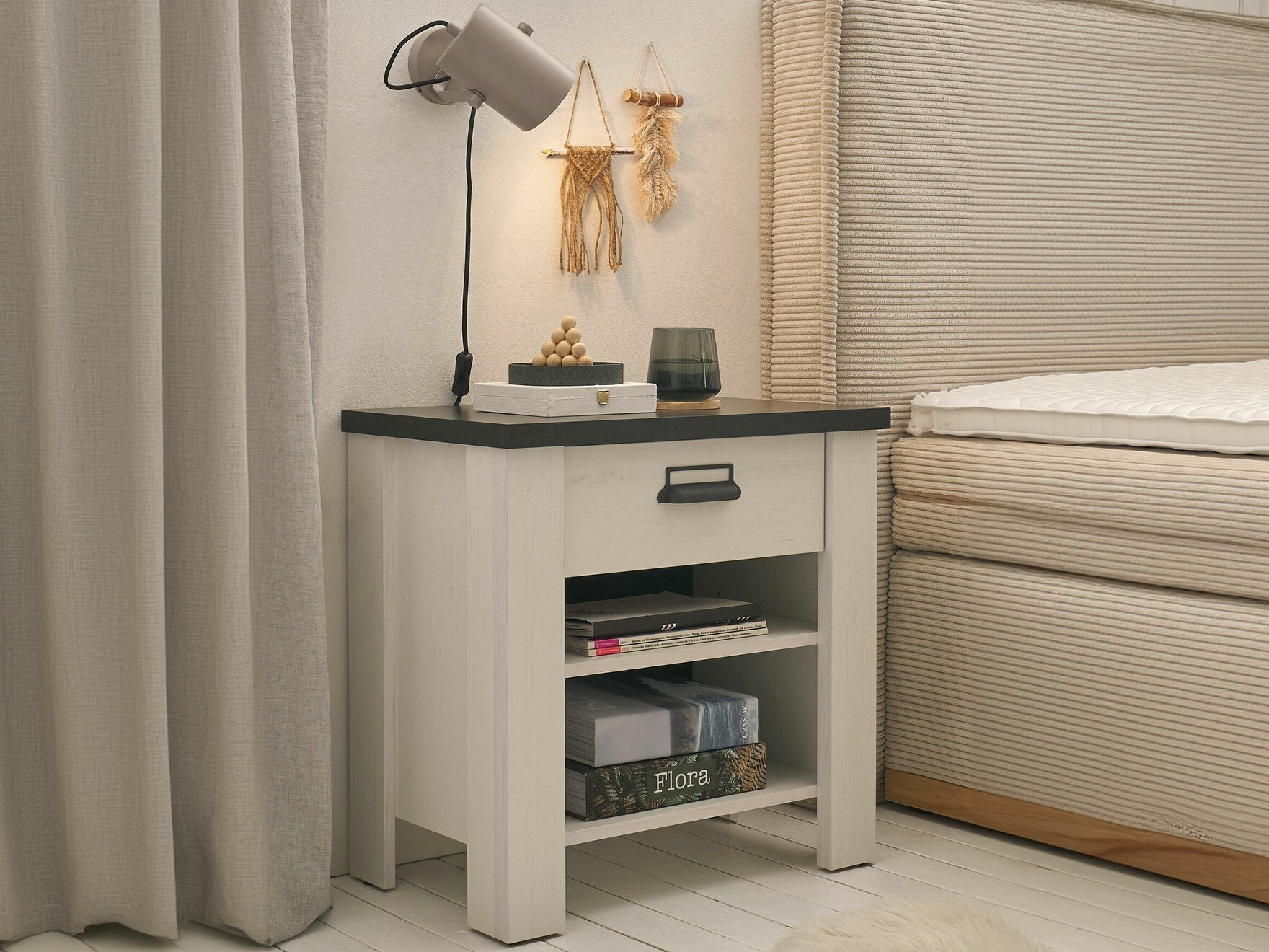 Noćni ormarić Cirtale 102 (Antracit + Izbijeljeni bor)