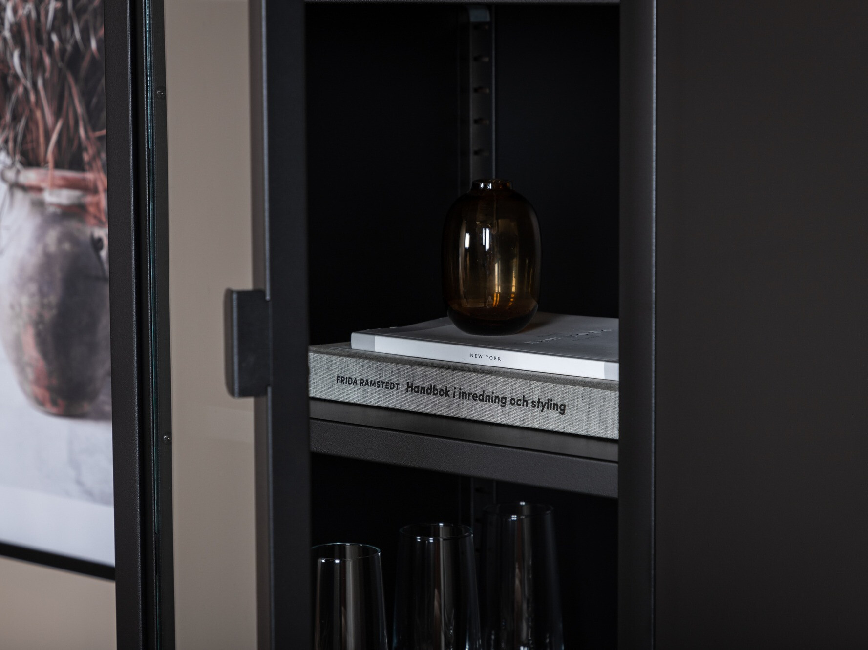 Polica Dallas 118 (Crna)