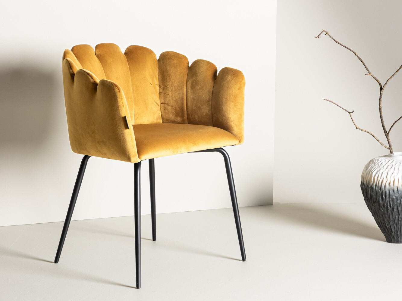 Stolica Dallas 134 (Žuta + Crna)