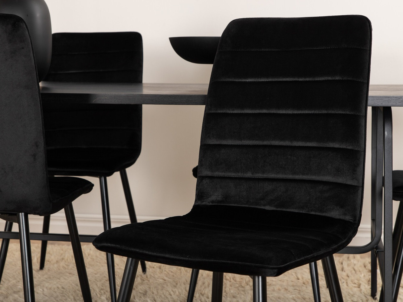 Blagovaonski set Dallas 2768 (Crna)