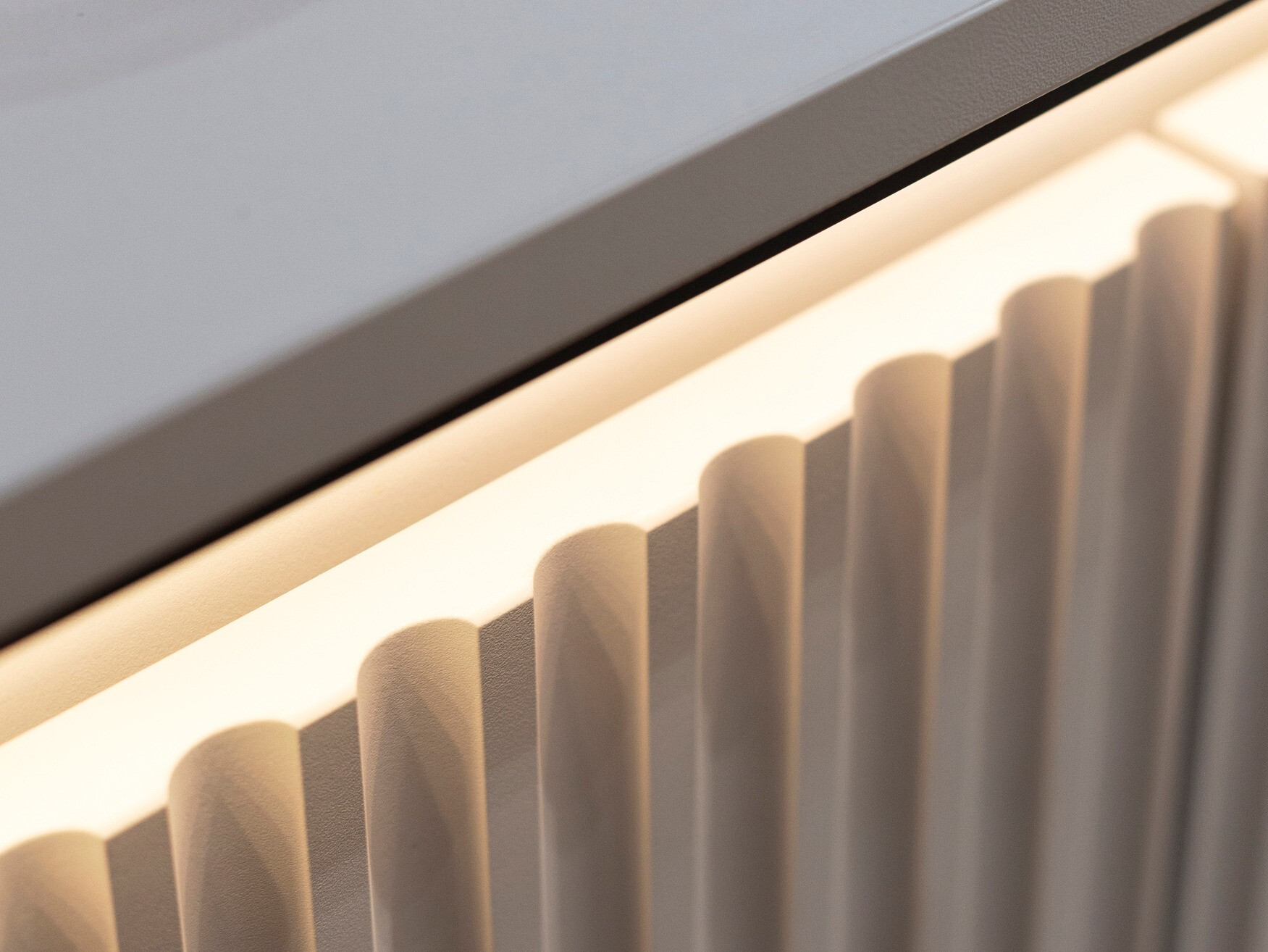 Ormarić Fernolu 103 (Siva + Crna)