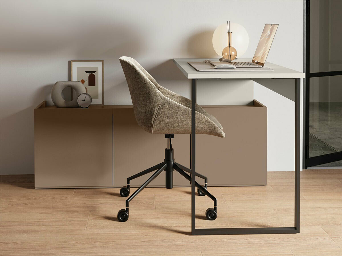 Kutni uredski stol Tivseva 109