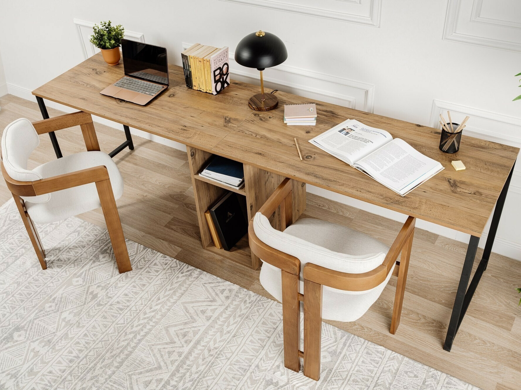 Uredski stol Novato 101 (Bor + Crna)