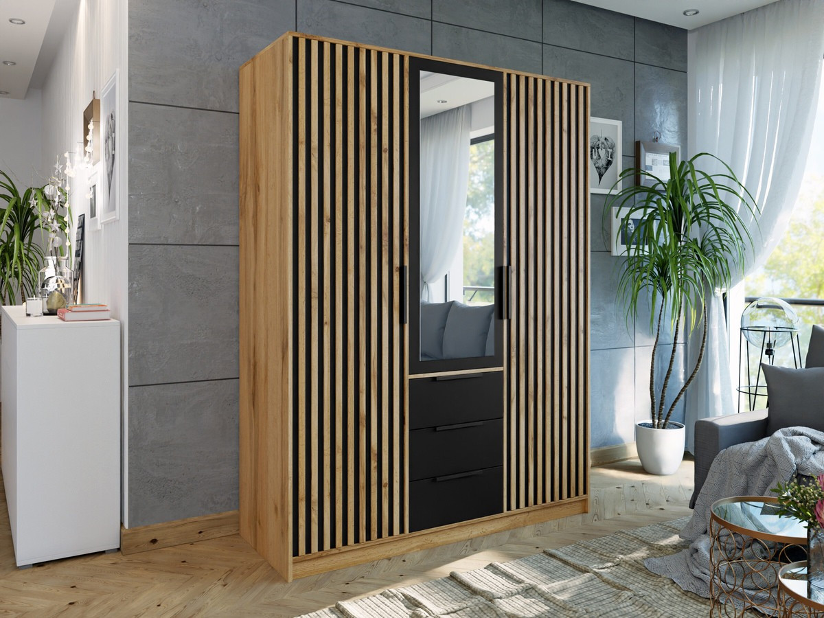 Ormar Collis IV (Hrast Wotan)