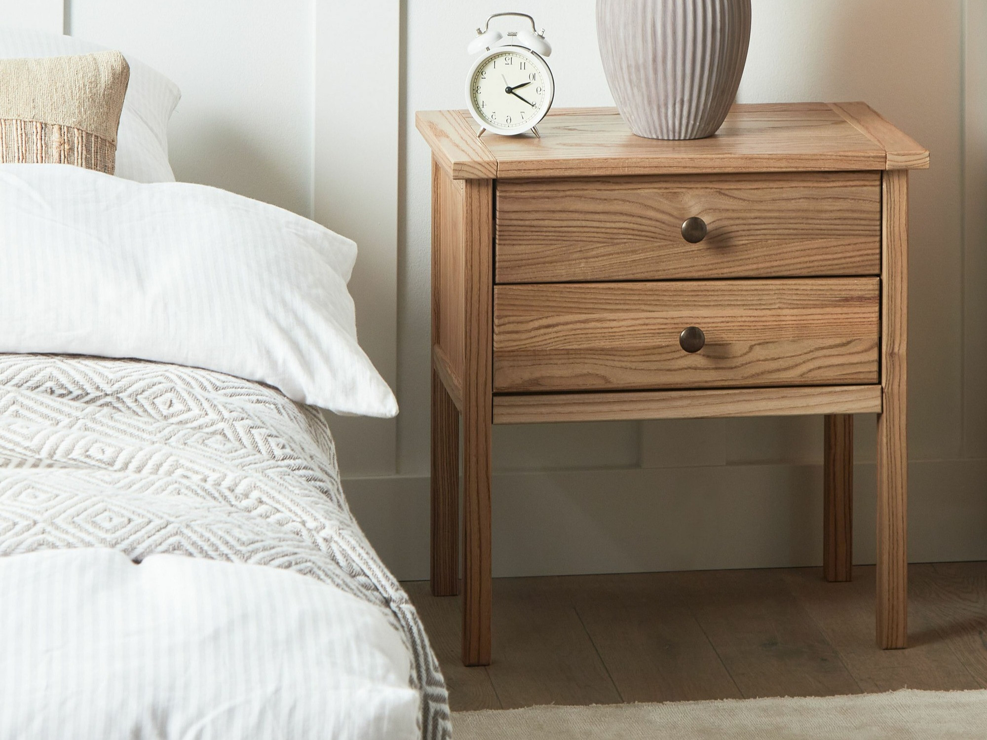 Noćni ormarić Melmone 105