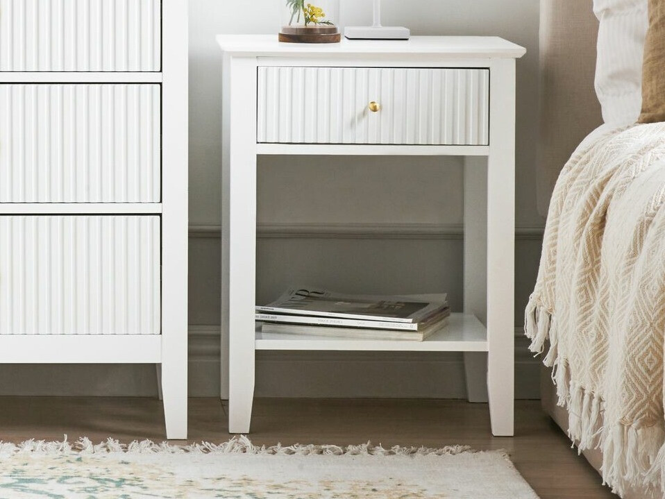 Noćni ormarić Romloru 101