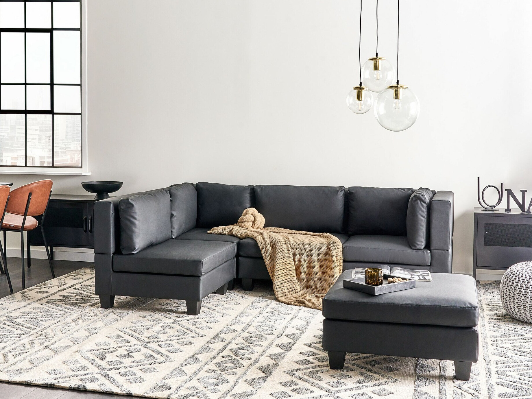 Tapecirani namještaj Elbmeli 111