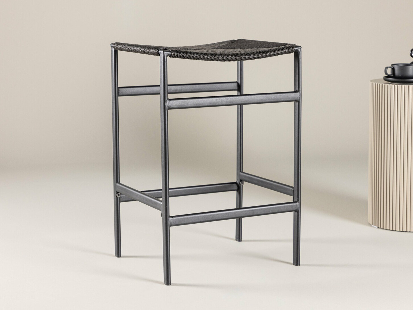 Polubarska stolica Dallas 4564 (Crna)