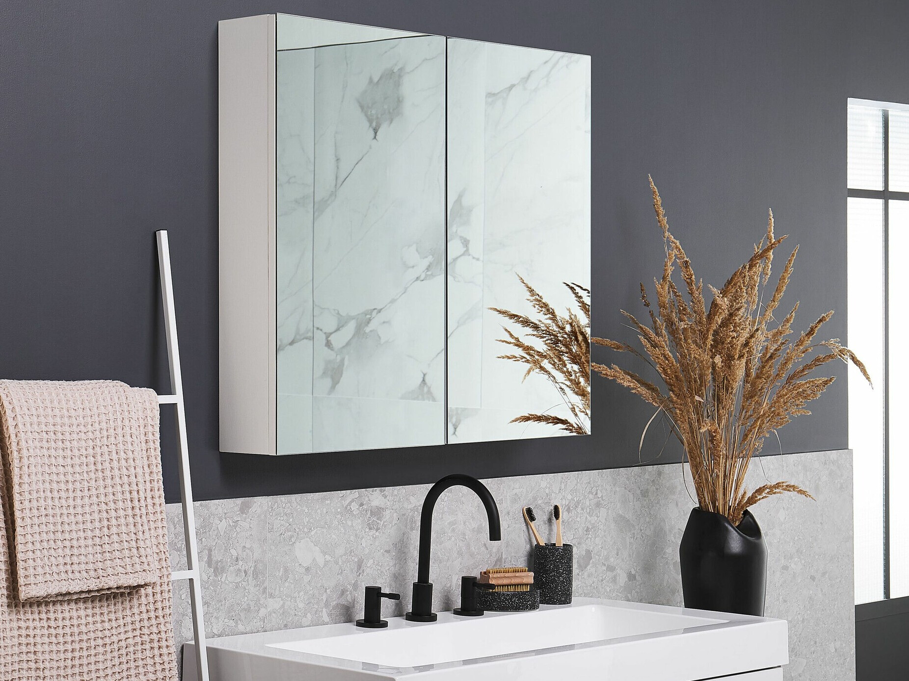 Kupaonski ormarić s ogledalom Berwyn 2350 (Bijela)