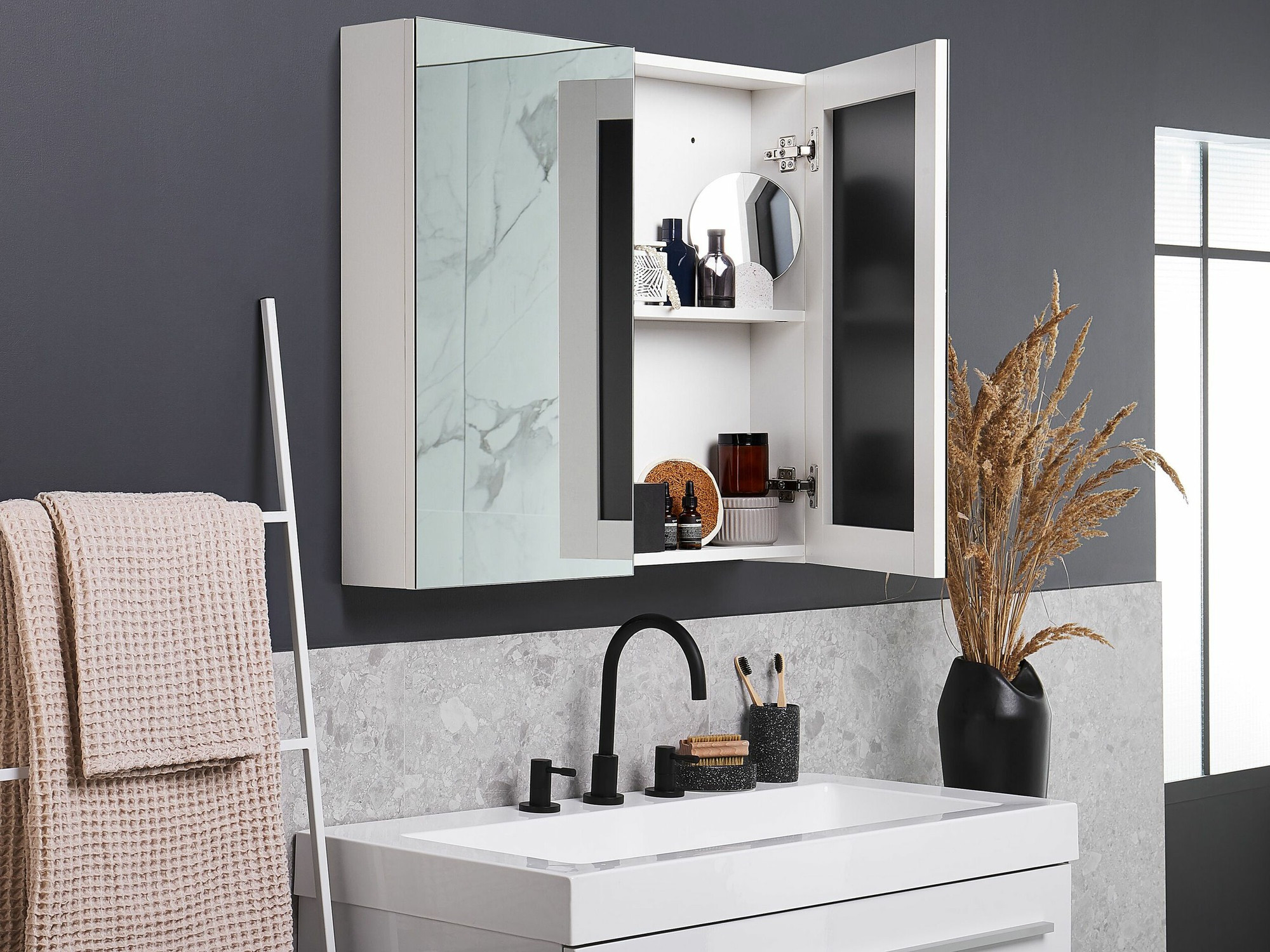 Kupaonski ormarić s ogledalom Berwyn 2350 (Bijela)