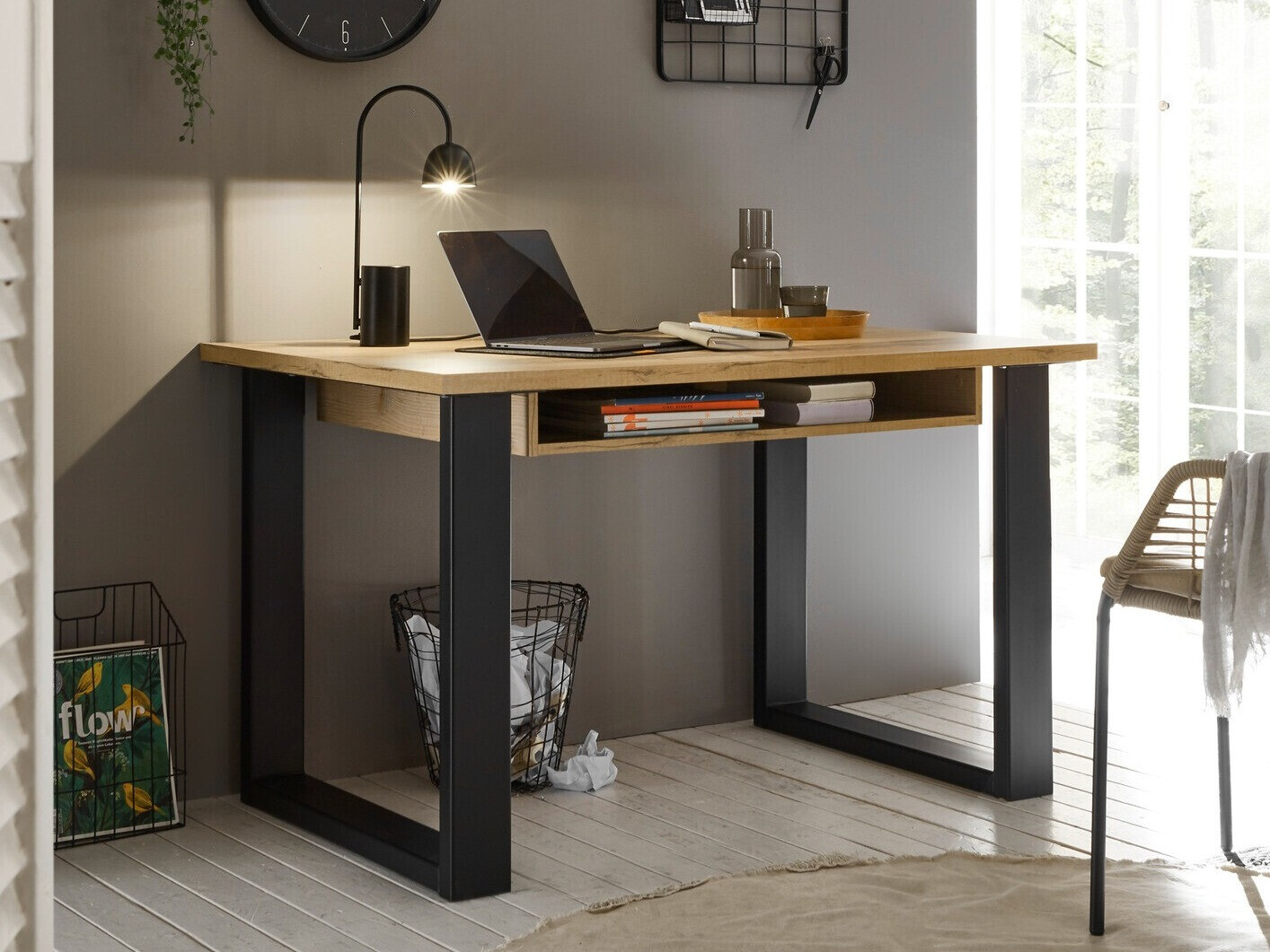 Uredski stol Cirtale 101 (Starinsko drvo + Antracit)