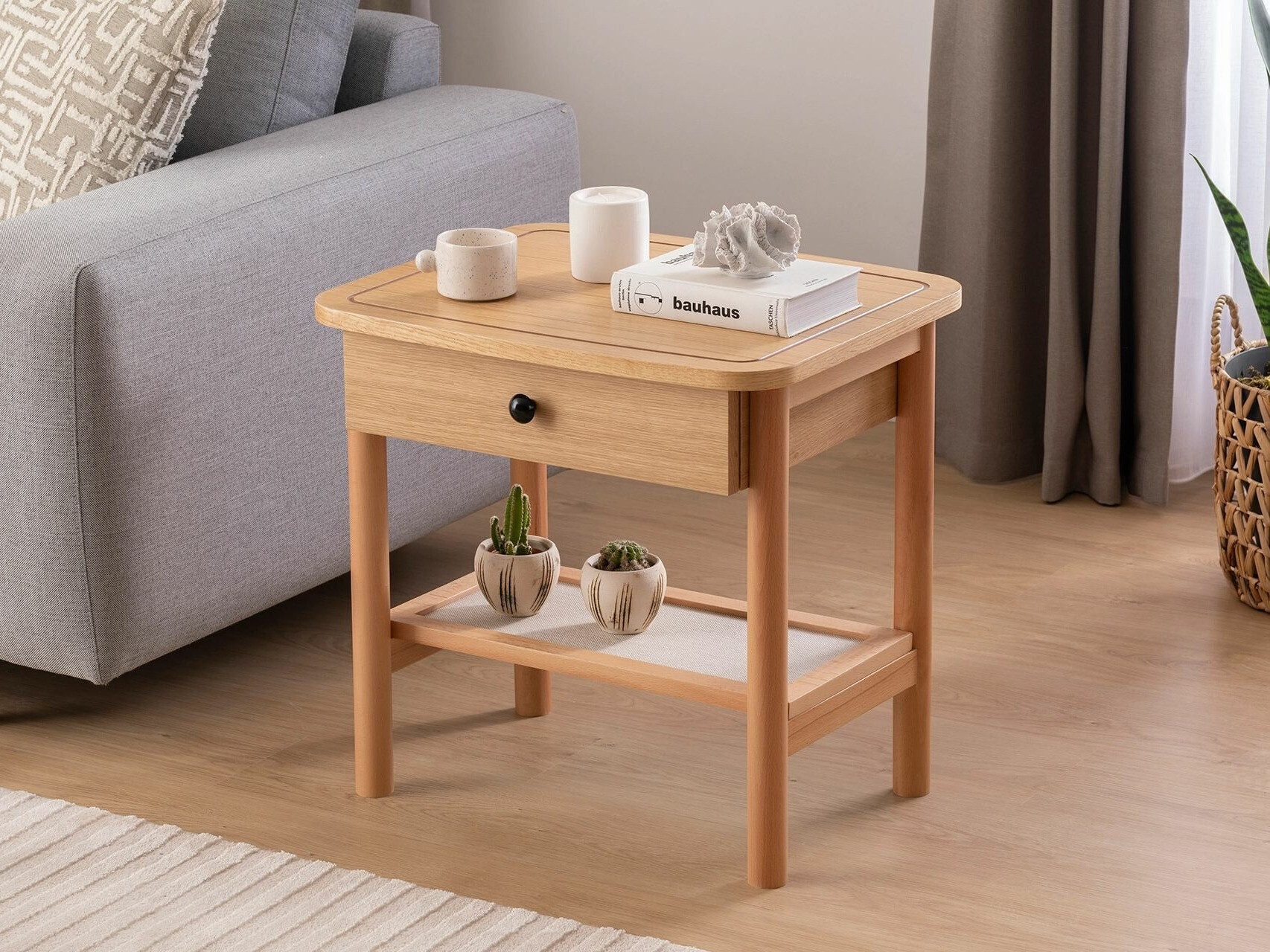 Pomoćni stolić Kailua 2330