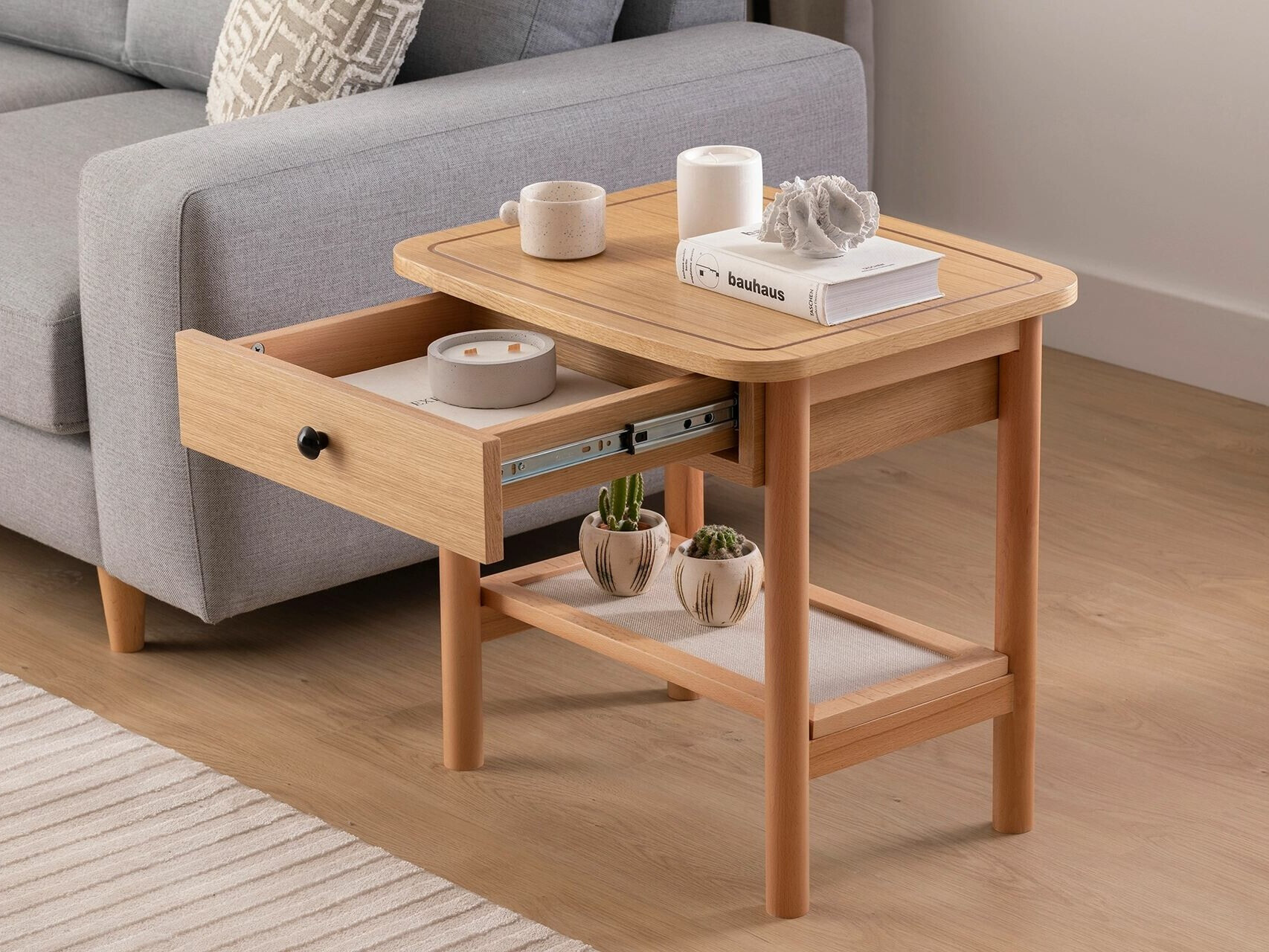 Pomoćni stolić Kailua 2330