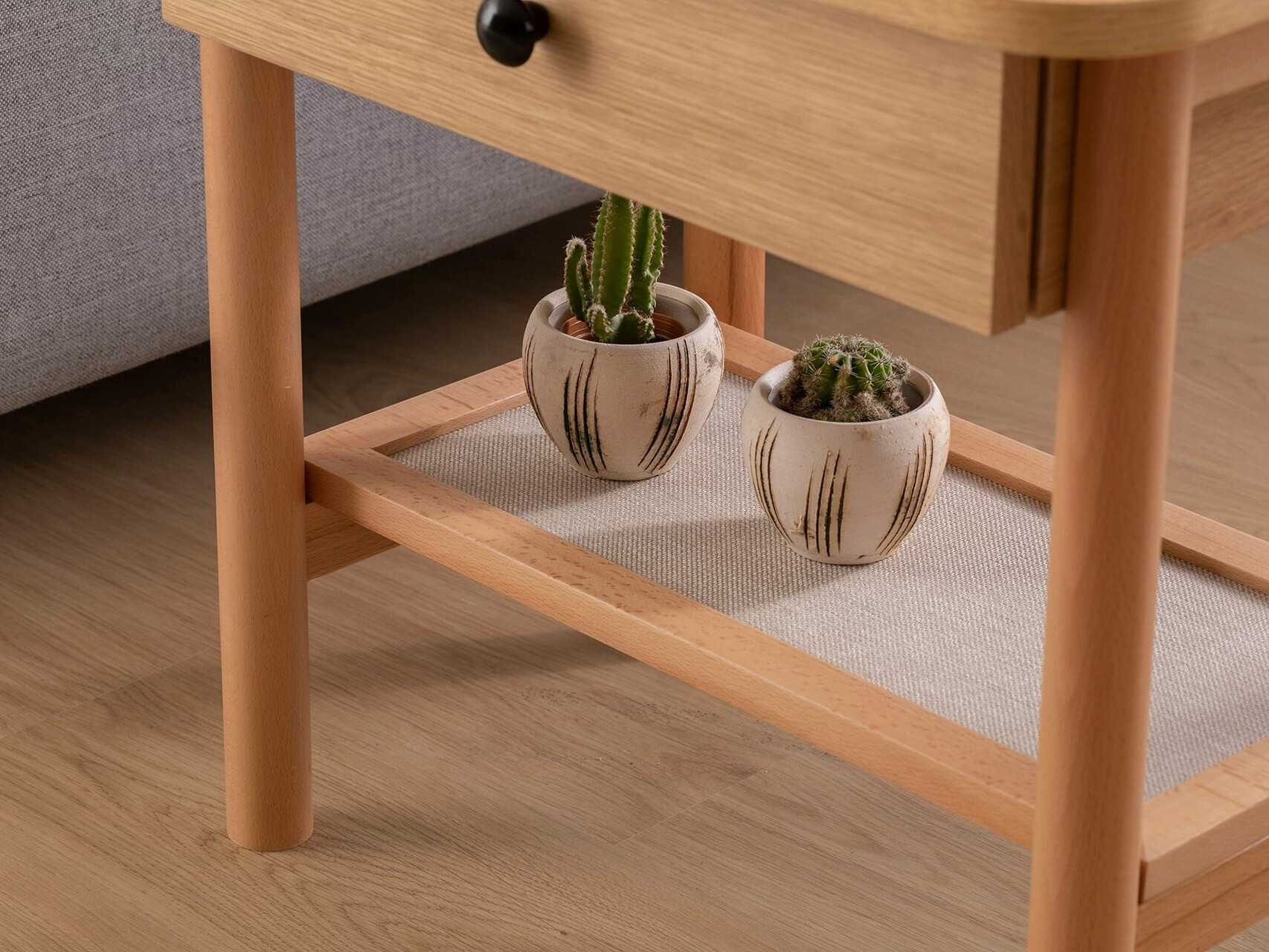 Pomoćni stolić Kailua 2330