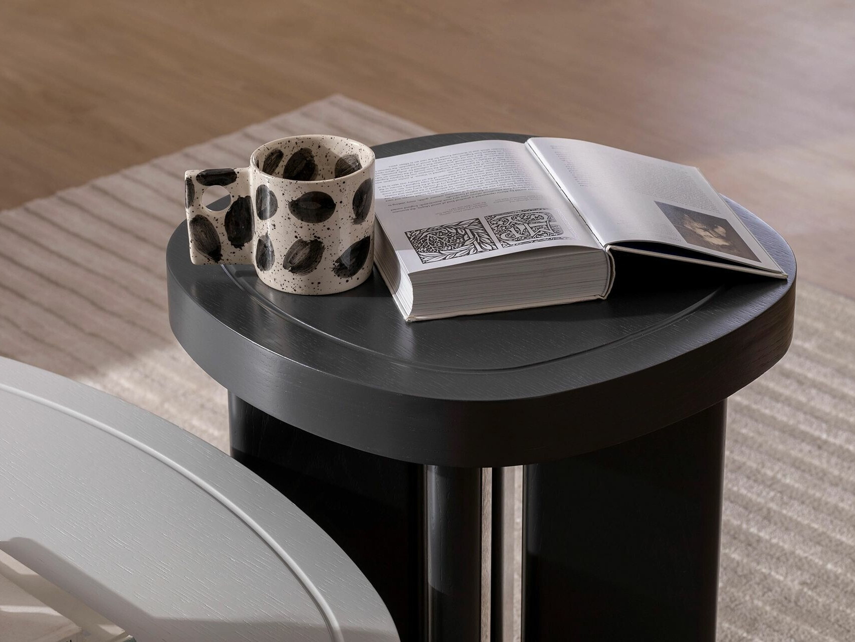 Pomoćni stolić Kailua 2332