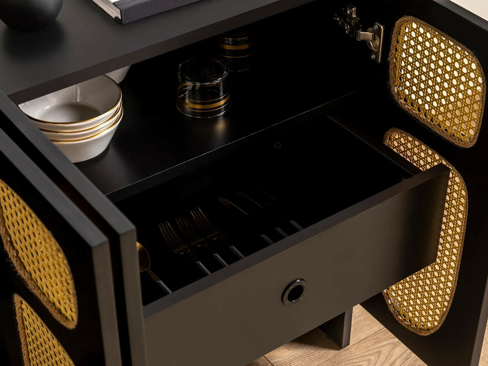 Ormarić Kailua 2339