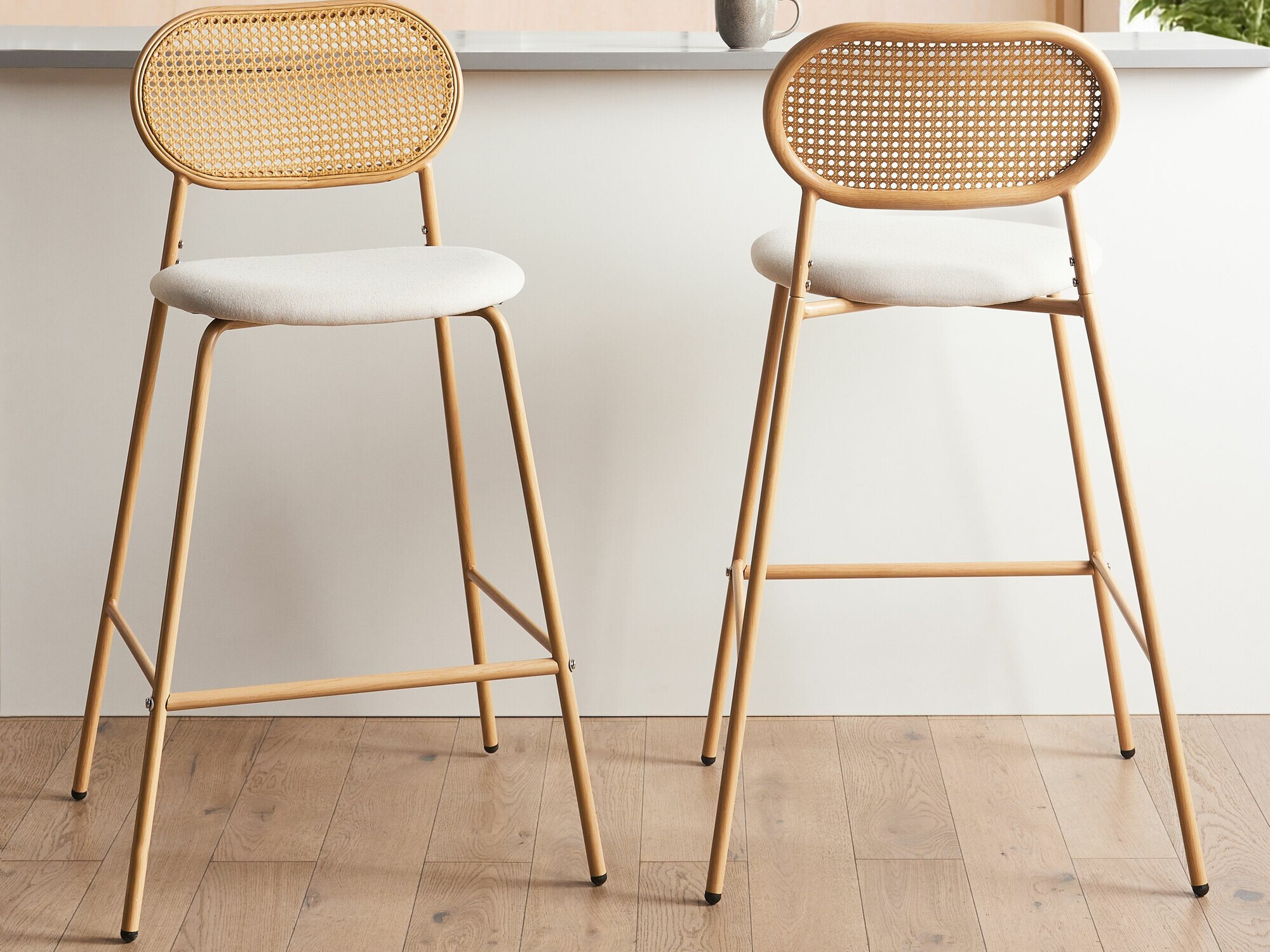 Barska stolica Berwyn 2426 (Svijetlo smeđa)