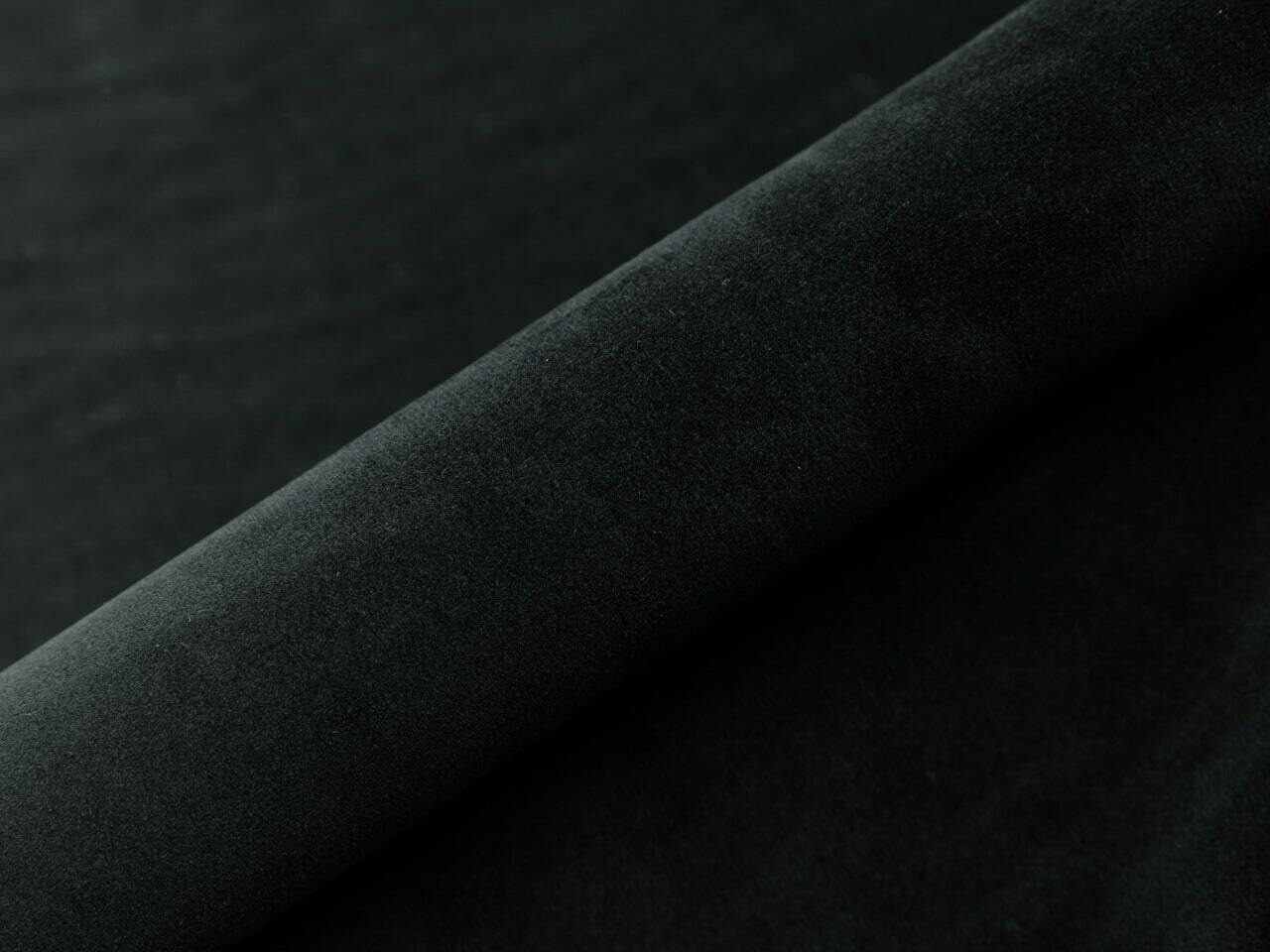 Krevet Martinez 106 (Magic Velvet 2219)