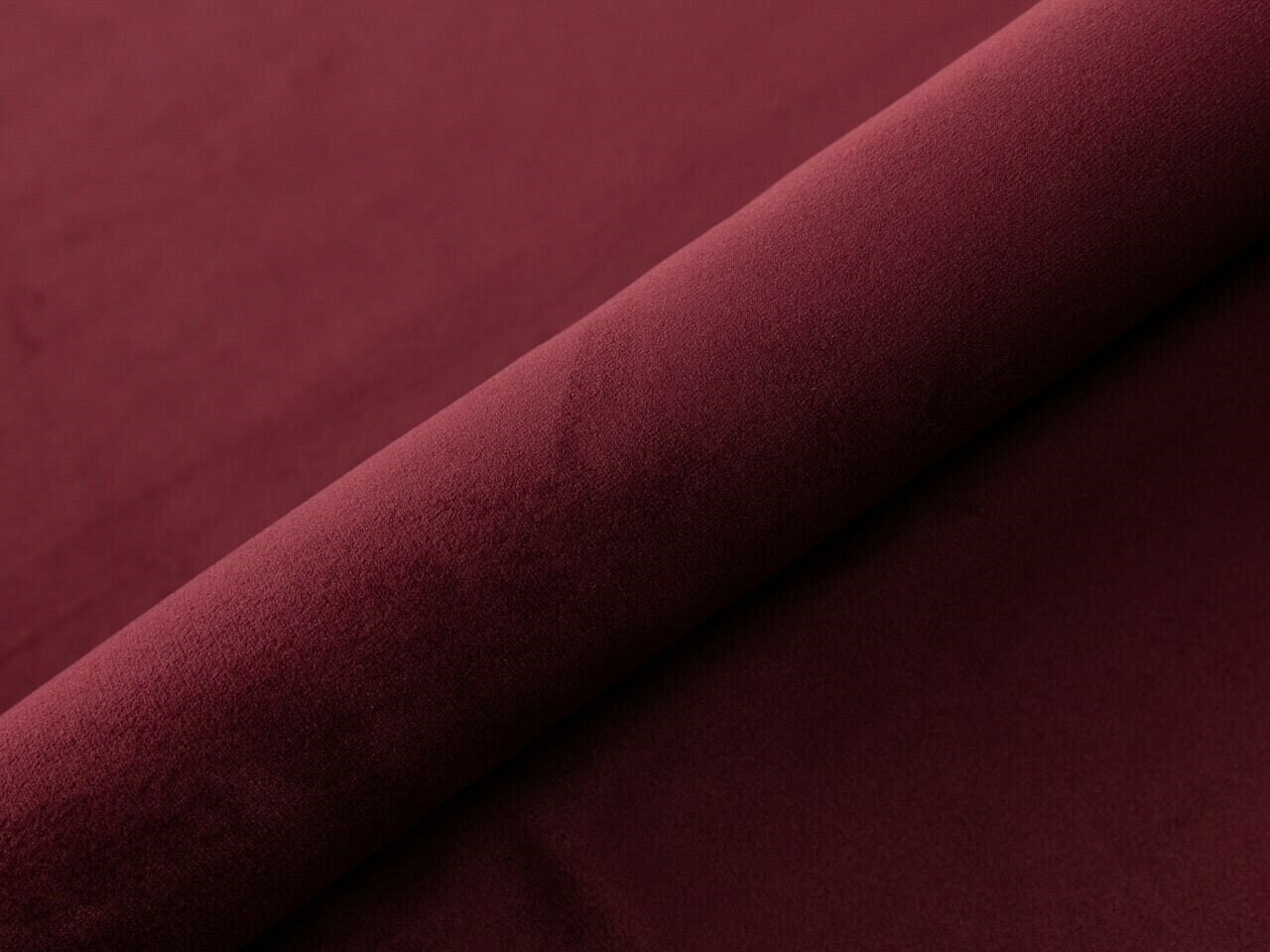 Krevet Martinez 108 (Magic Velvet 2229)