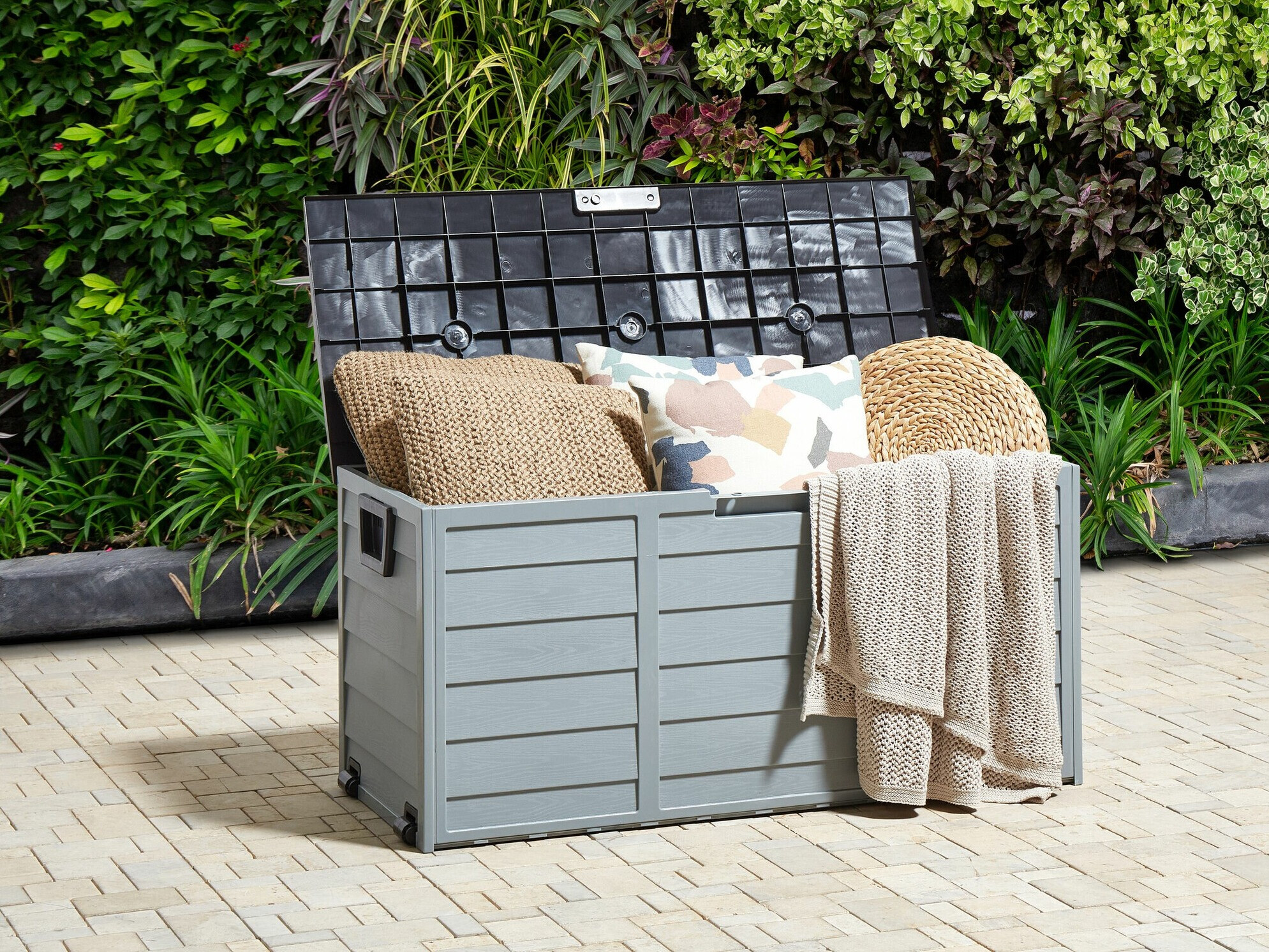 Vrtna kutija za pohranu Berwyn 2484 (Crna)