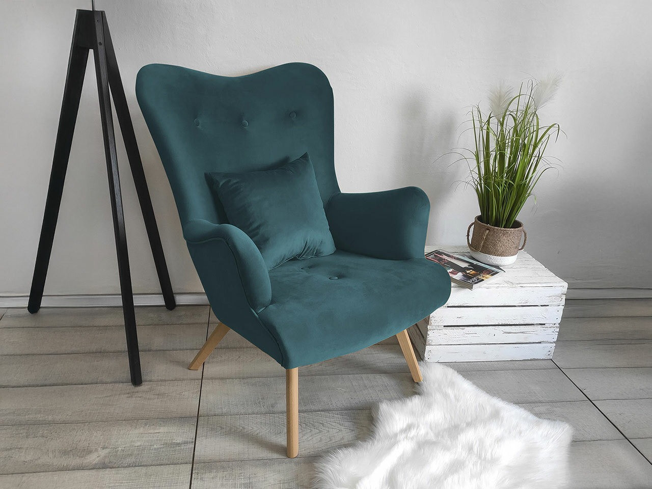 Fotelja Clovis 102 (Magic Velvet 2222)