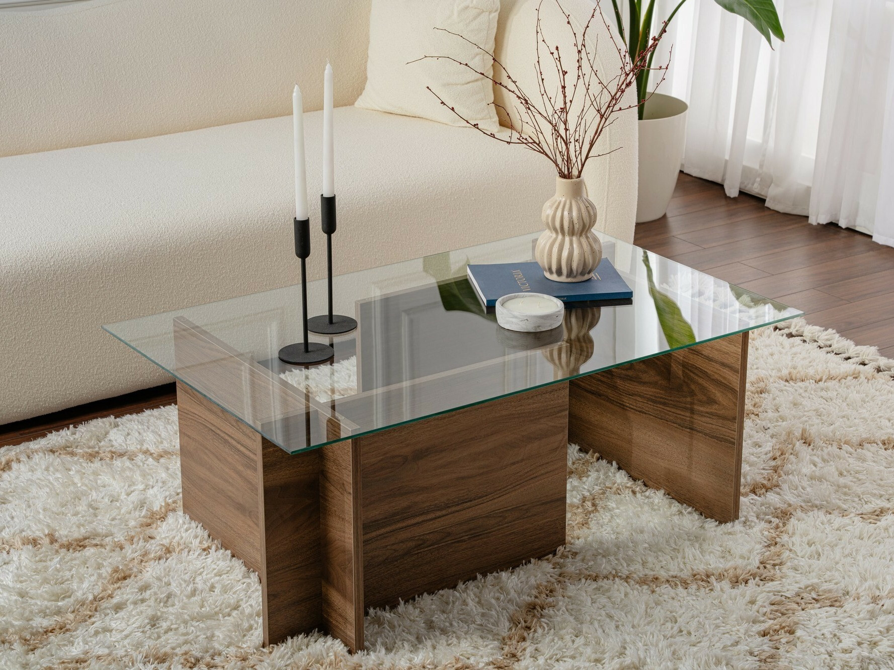 Stolić za kavu Novato 112 (Orah)