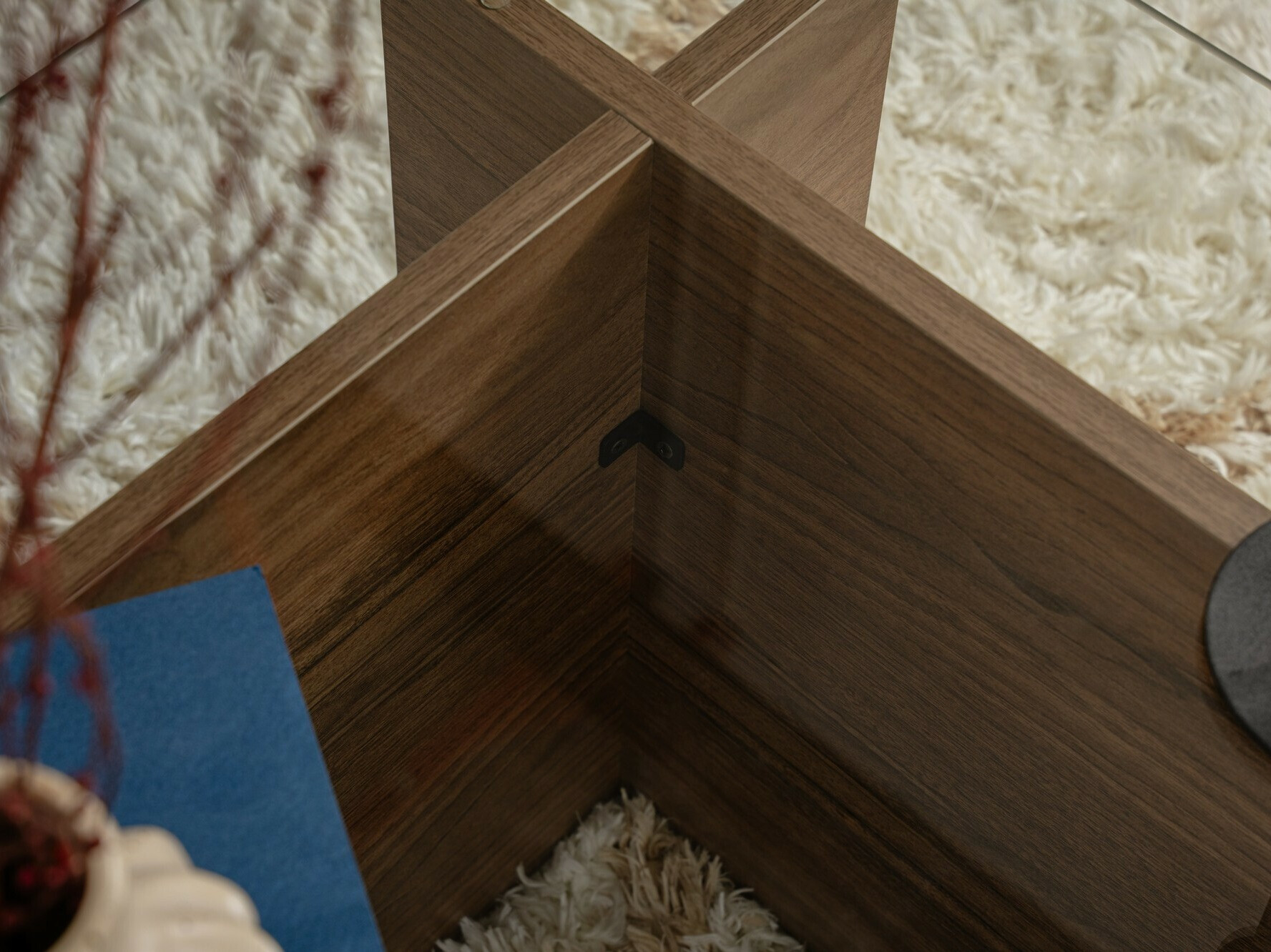 Stolić za kavu Novato 112 (Orah)