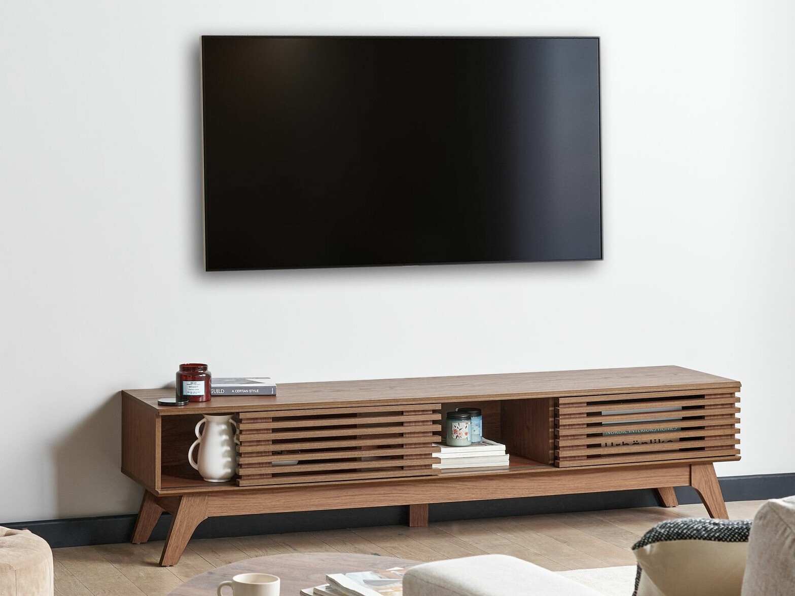 TV stol Berwyn 2554 (Tamno smeđa)