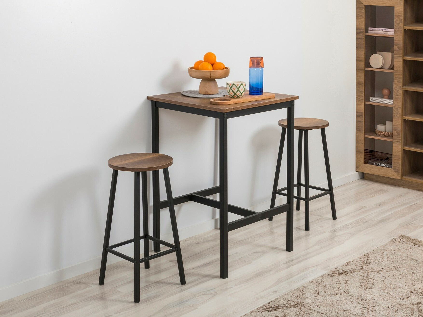 Polubarska stolica Kailua 2462 (Crna + Tamno drvo)