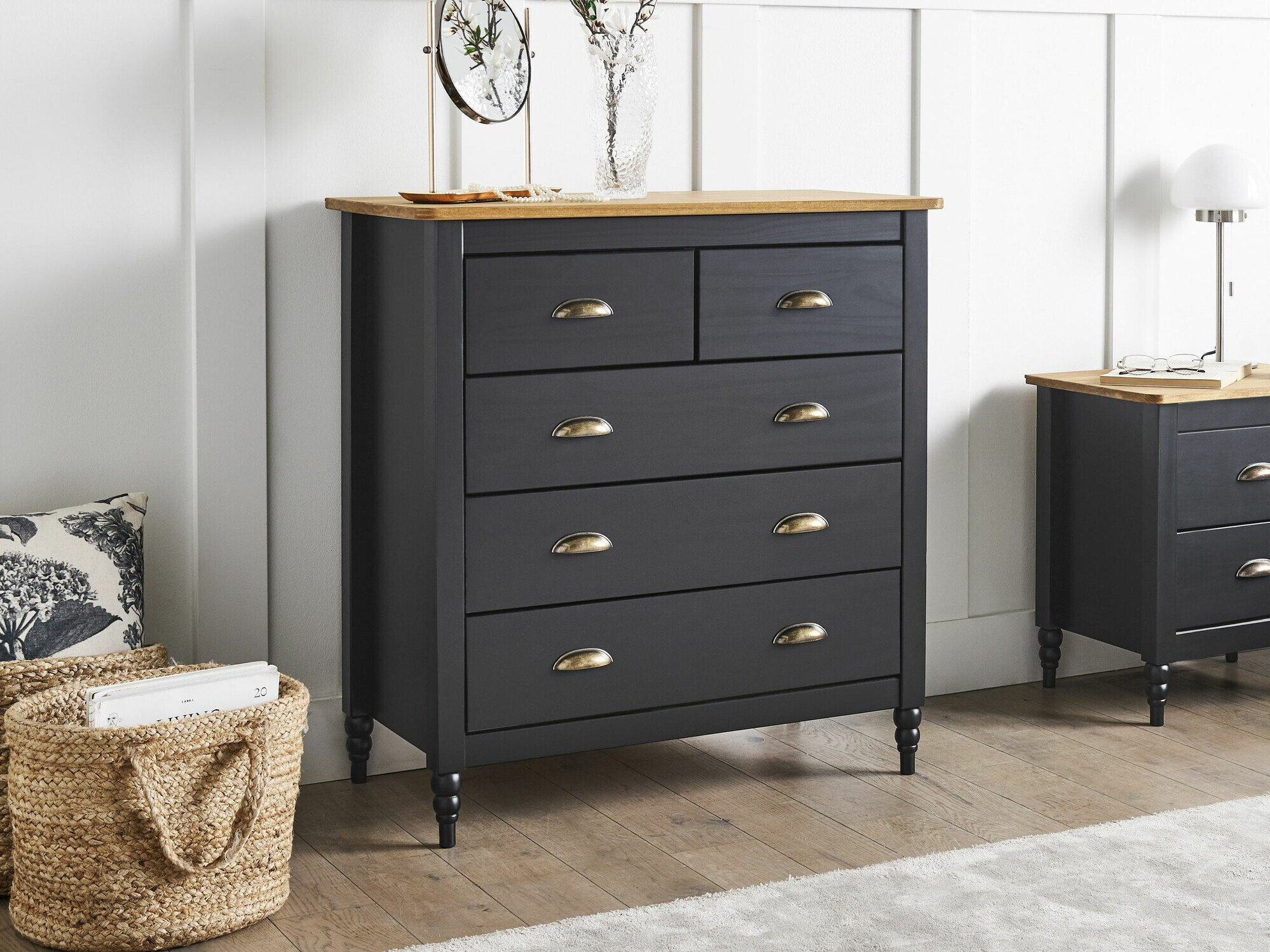 Komoda Berwyn 2641 (Crna)