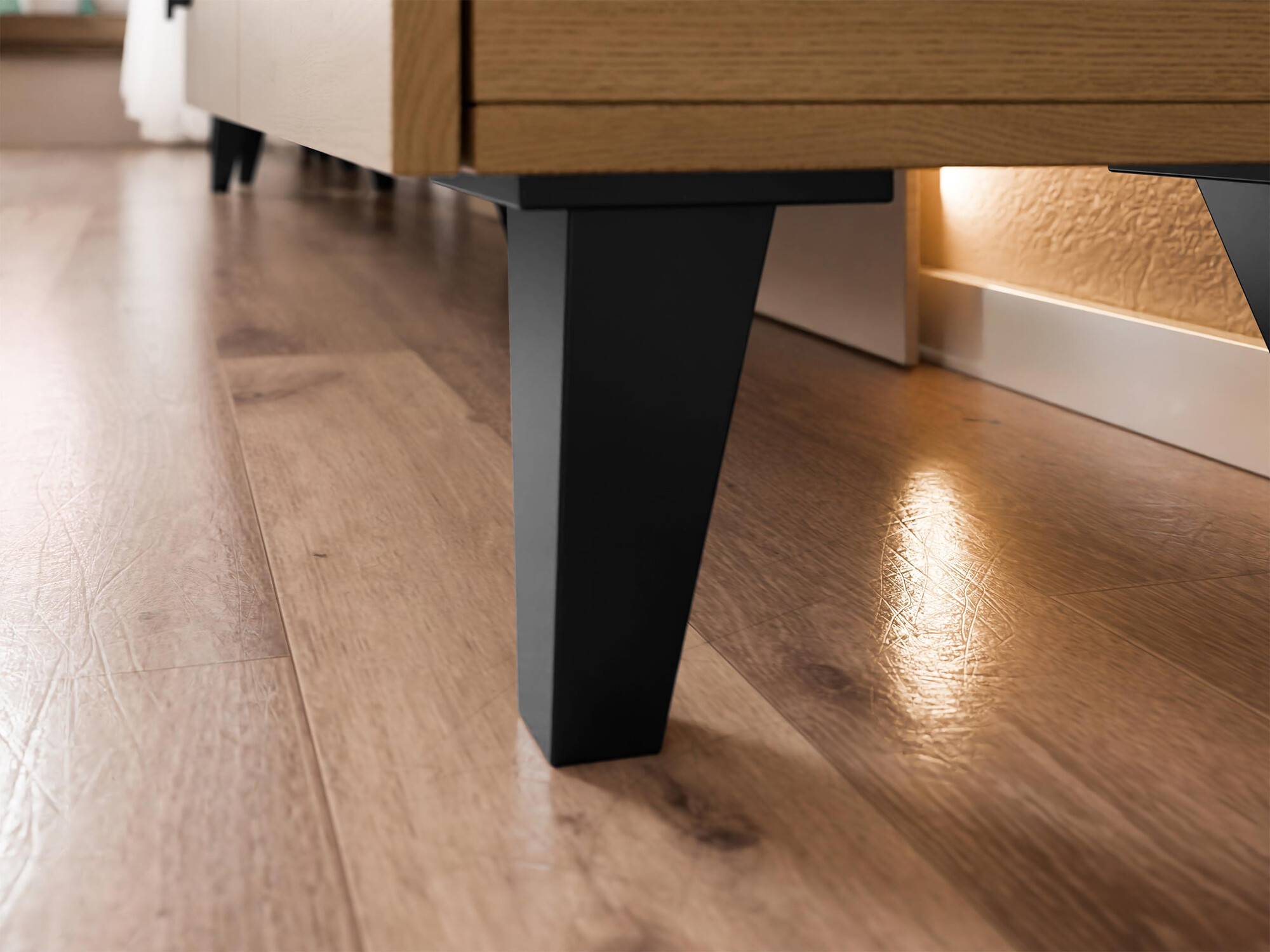 TV stol Comfivo Avimelo 105