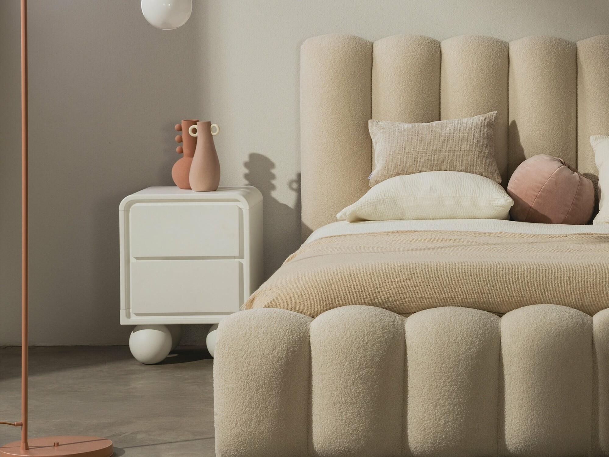 Noćni ormarić Burleson 193