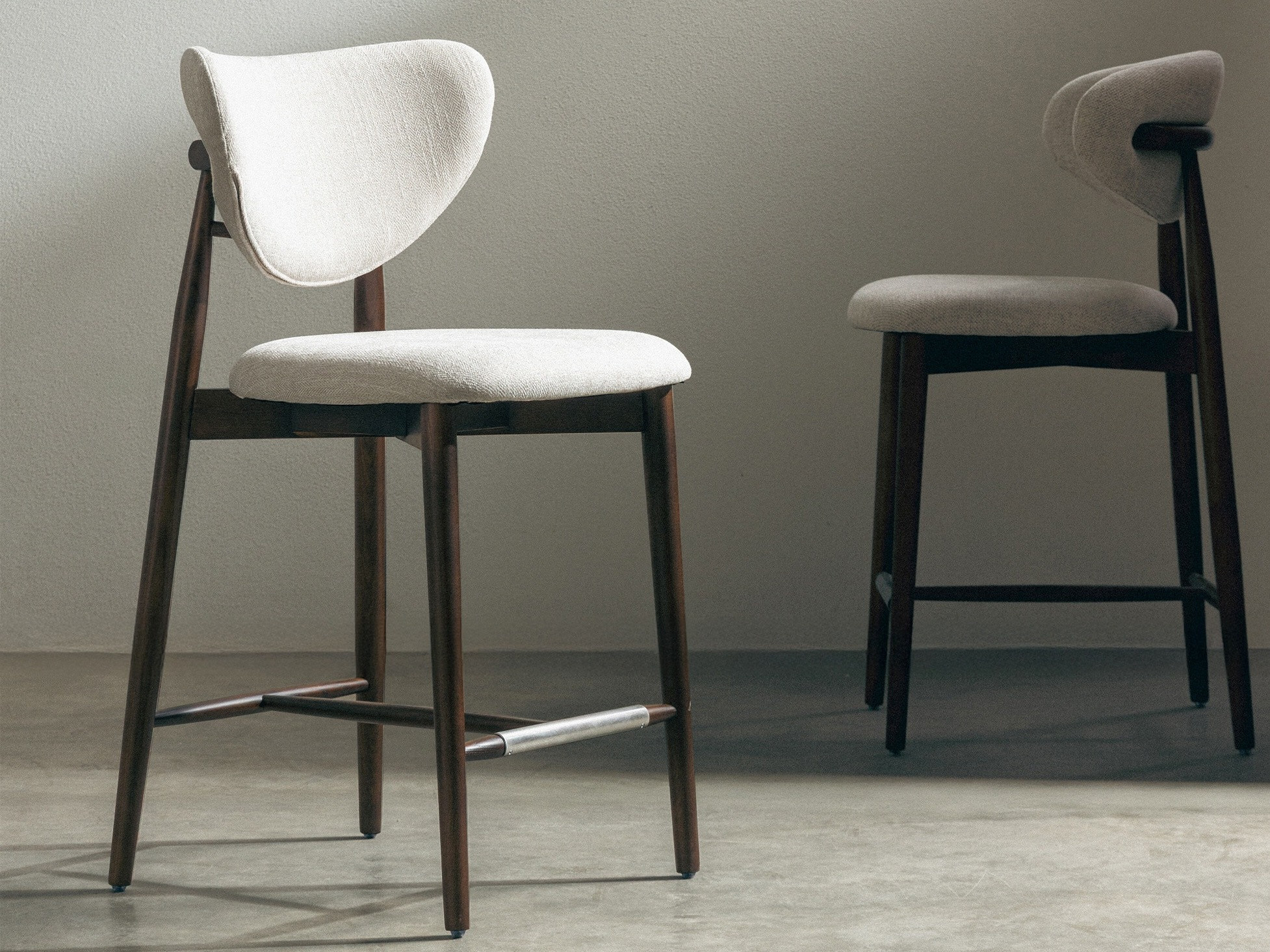 Polubarska stolica Burleson 200