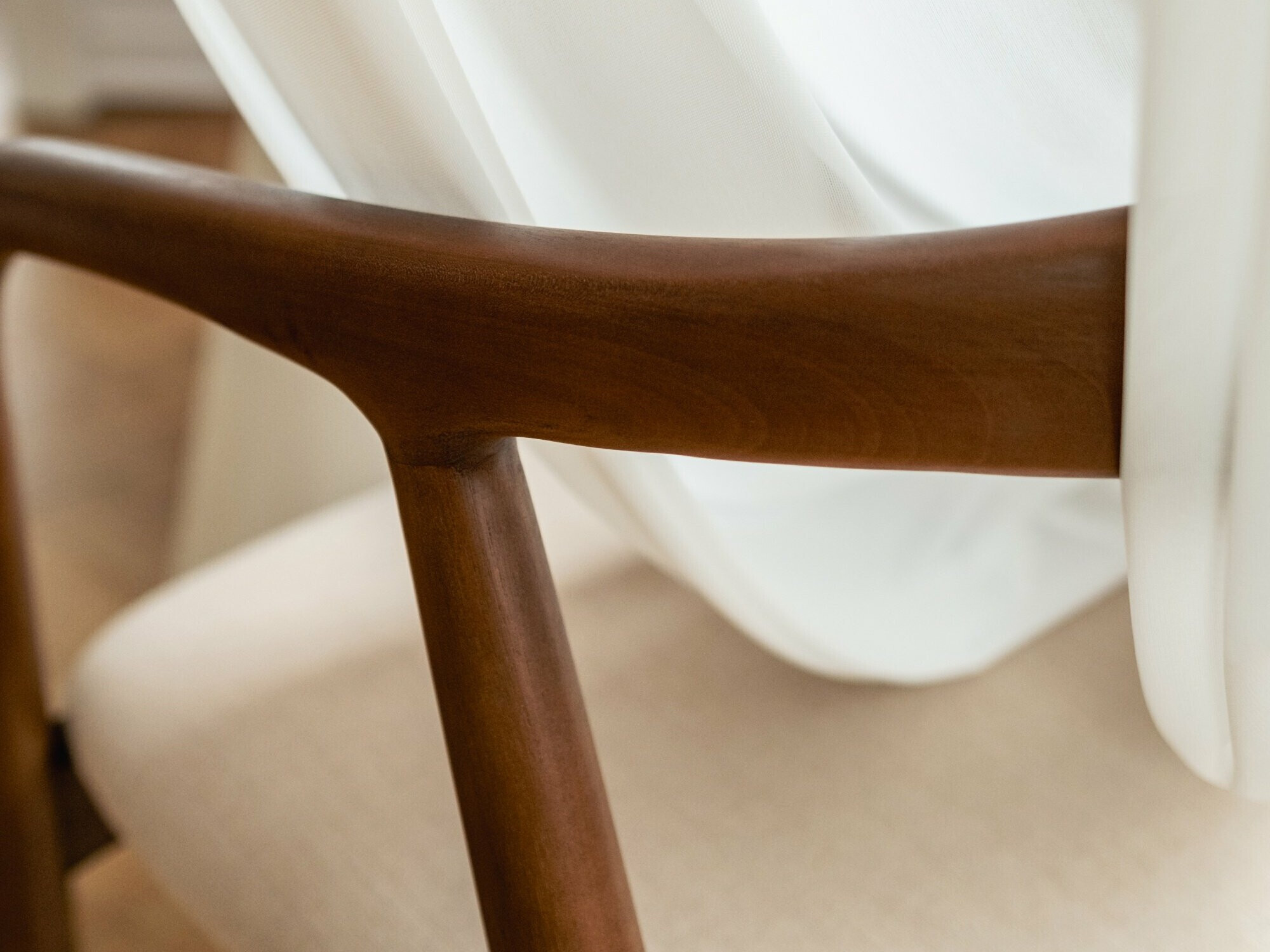 Stolica Burleson 247 (Orah + Bež)