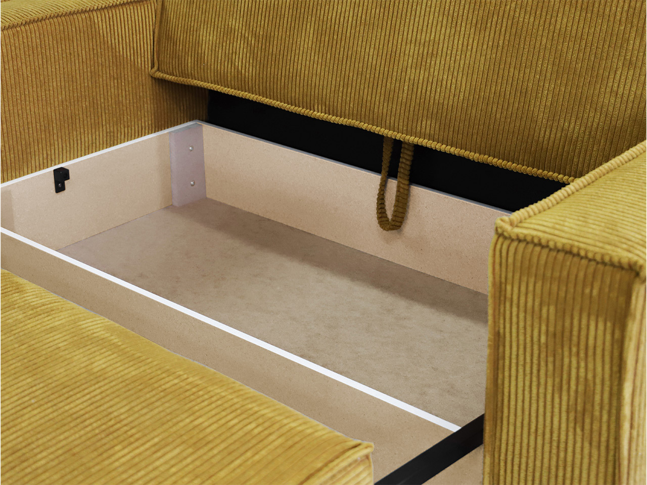 Fotelja Columbus 180 (Poso 145)